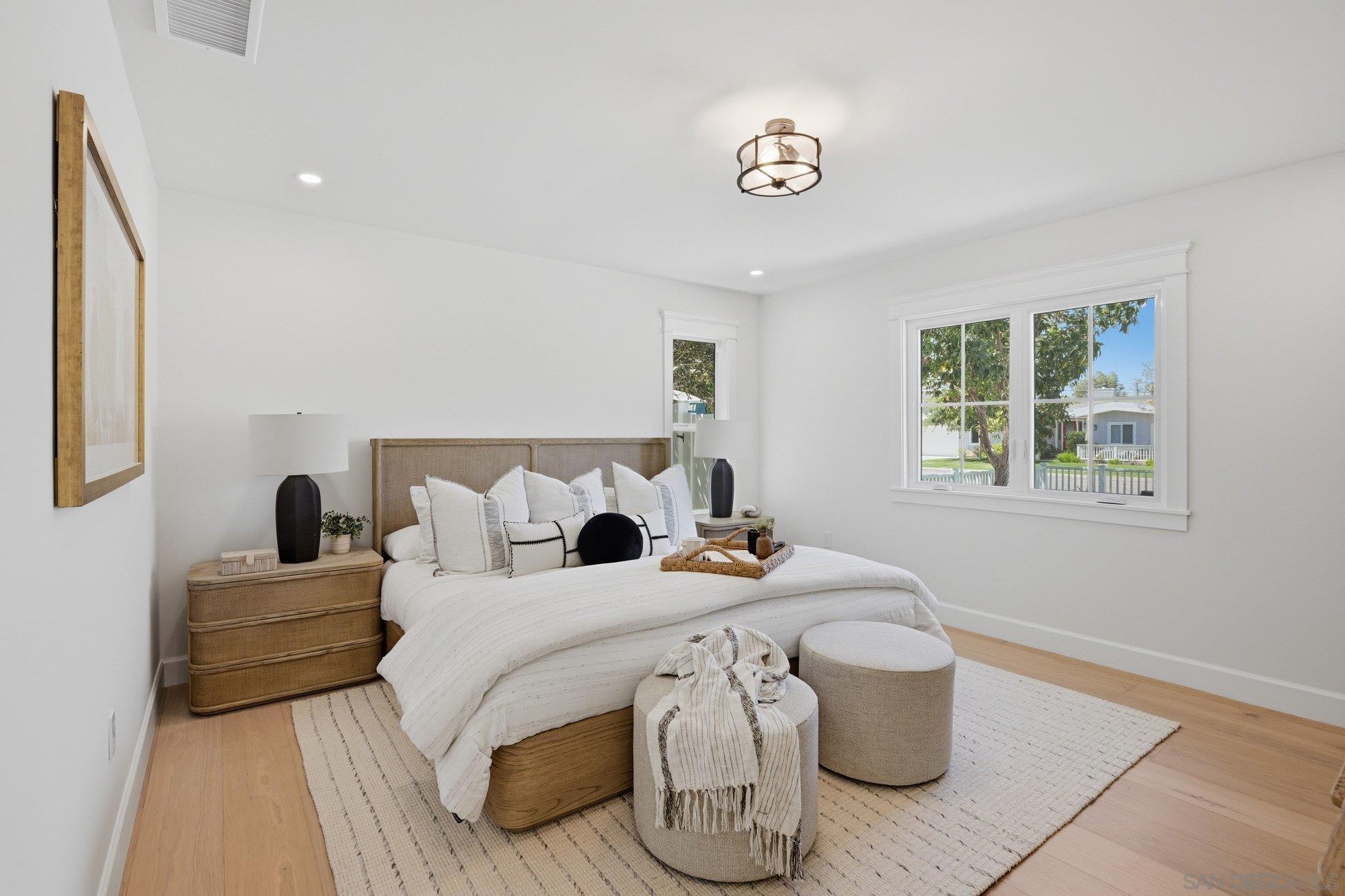 Detail Gallery Image 21 of 45 For 701  Balboa Ave, Coronado,  CA 92118 - 4 Beds | 4 Baths