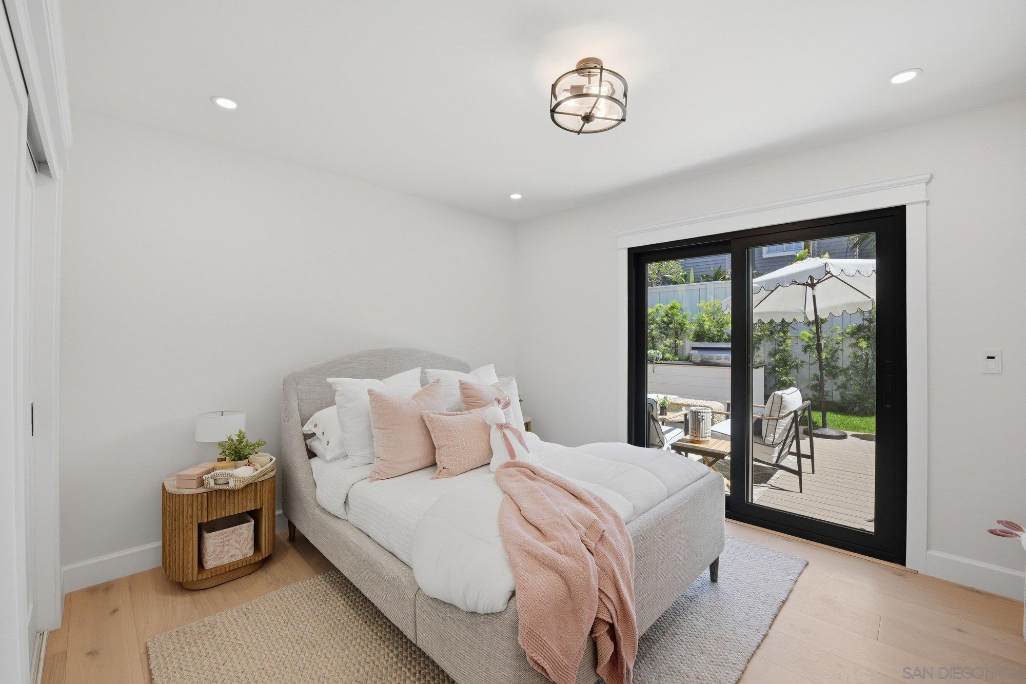 Detail Gallery Image 26 of 45 For 701  Balboa Ave, Coronado,  CA 92118 - 4 Beds | 4 Baths