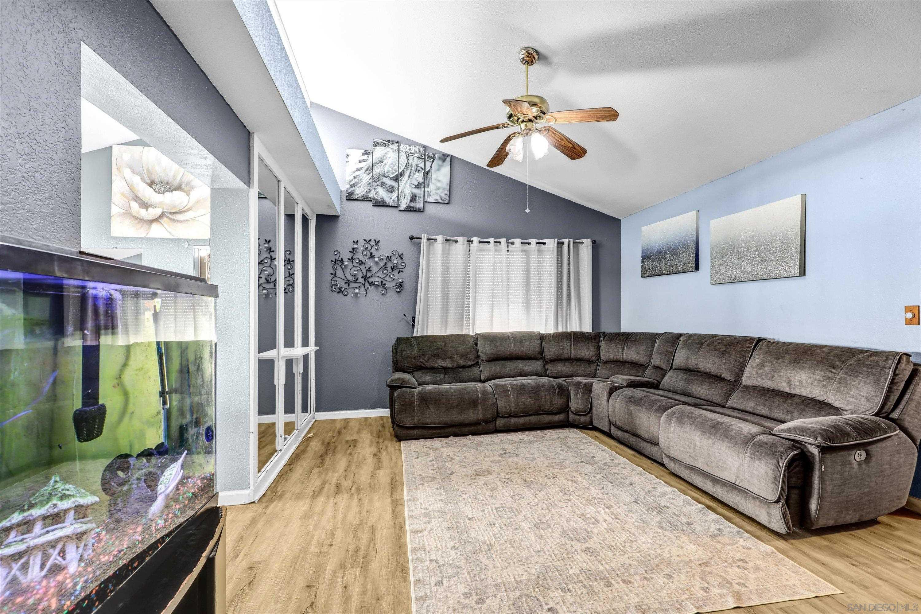 Detail Gallery Image 2 of 19 For 8529  Snow White, El Cajon,  CA 92021 - 3 Beds | 2 Baths