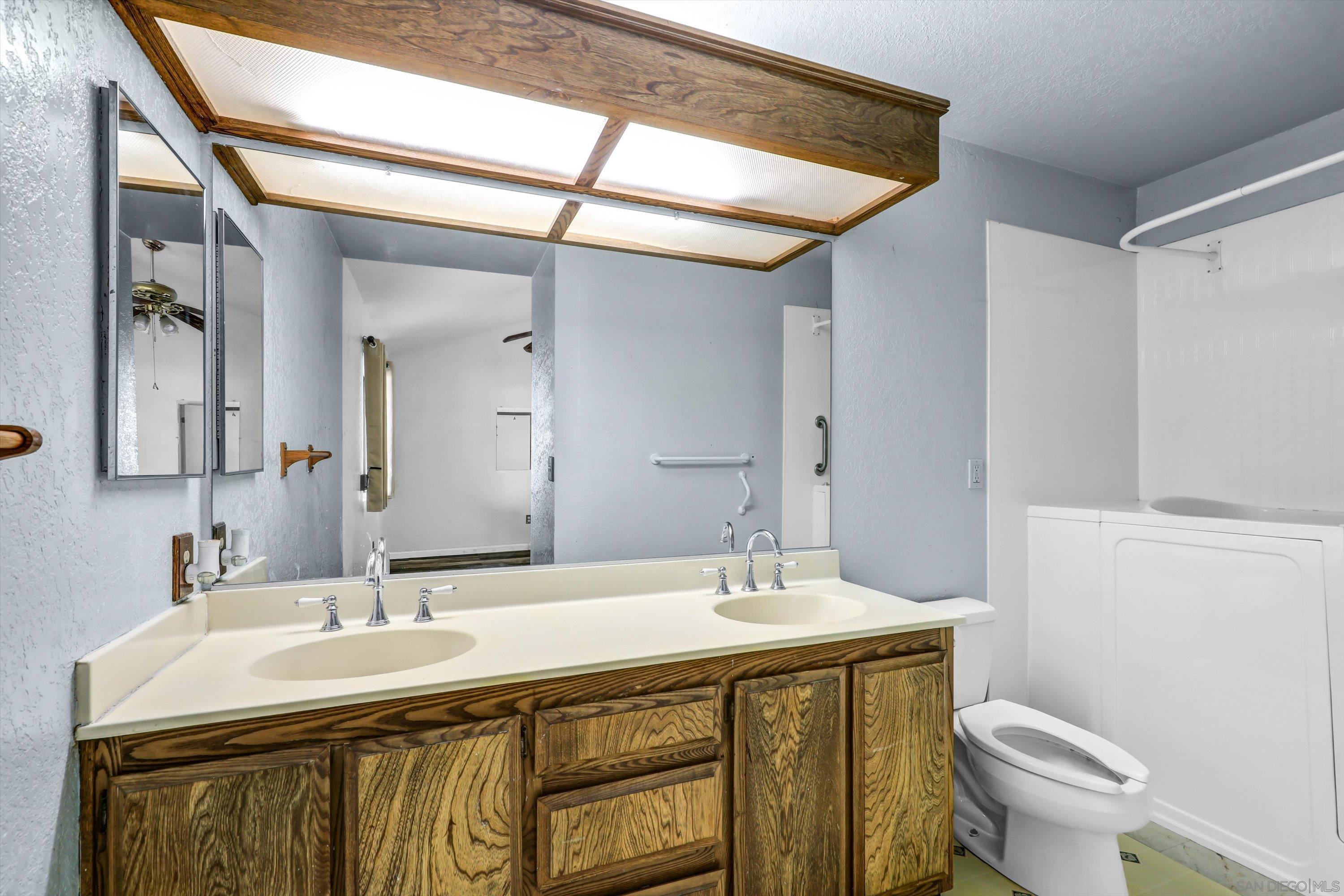 Detail Gallery Image 14 of 19 For 8529  Snow White, El Cajon,  CA 92021 - 3 Beds | 2 Baths