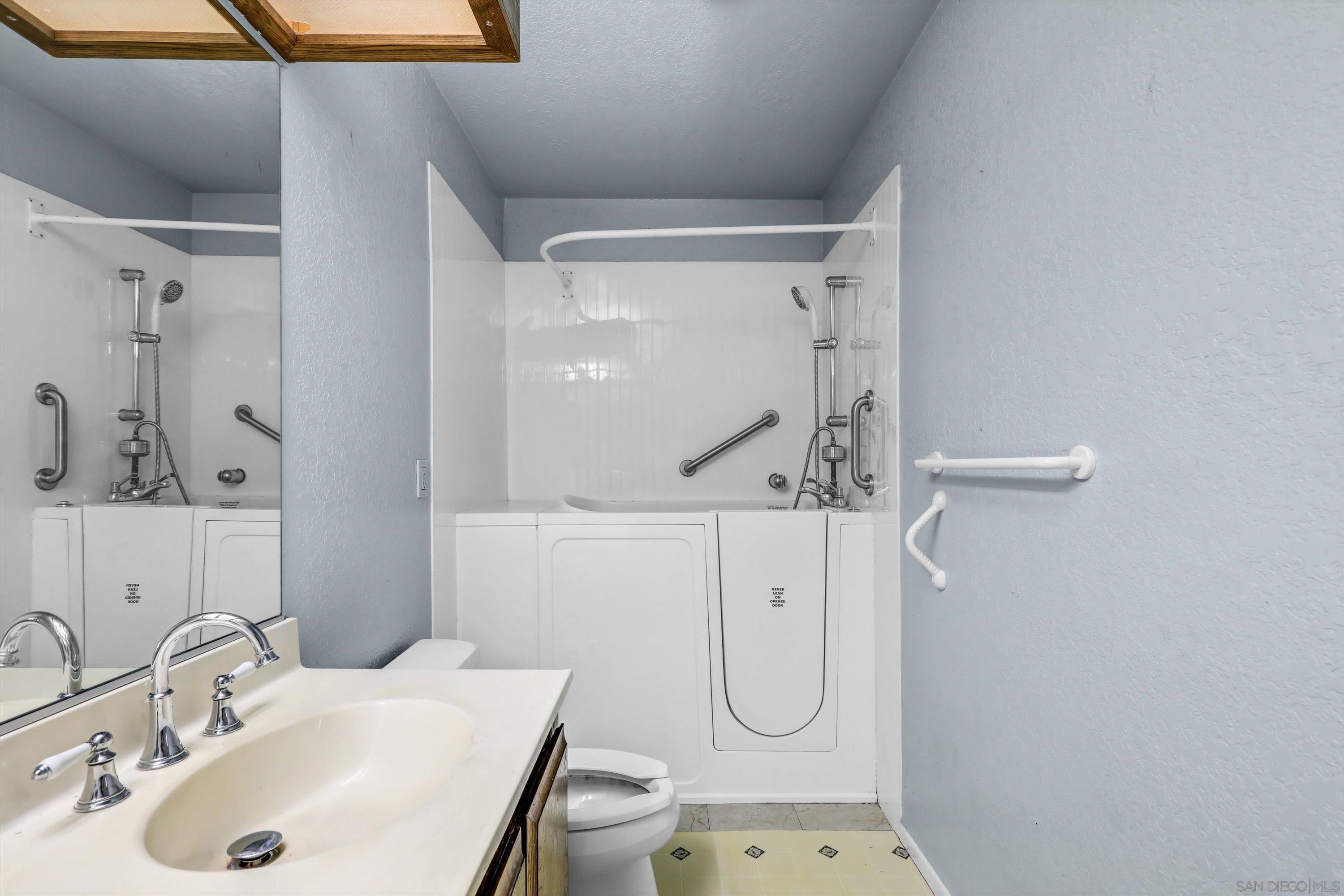 Detail Gallery Image 15 of 19 For 8529  Snow White, El Cajon,  CA 92021 - 3 Beds | 2 Baths