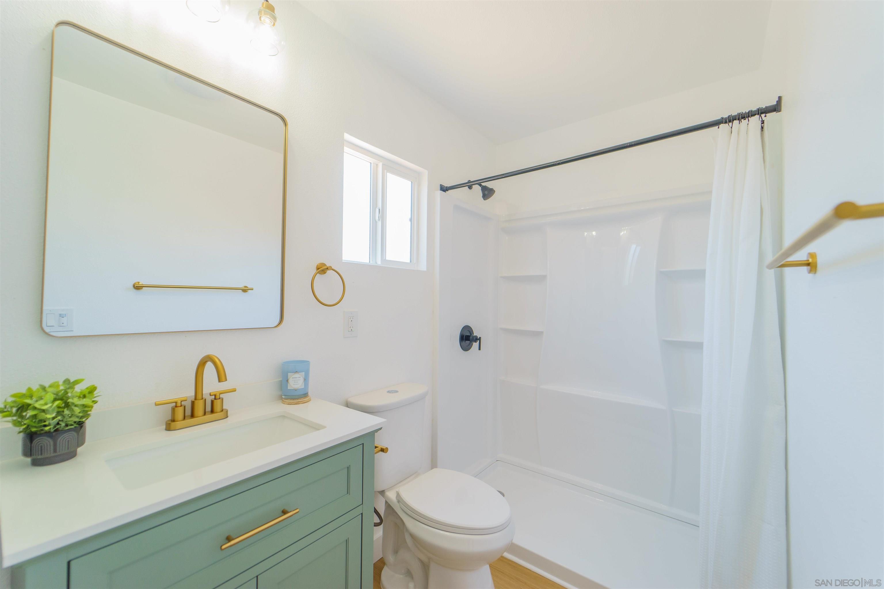 Detail Gallery Image 12 of 34 For 530-32  Delaware St, Imperial Beach,  CA 91932 - – Beds | – Baths