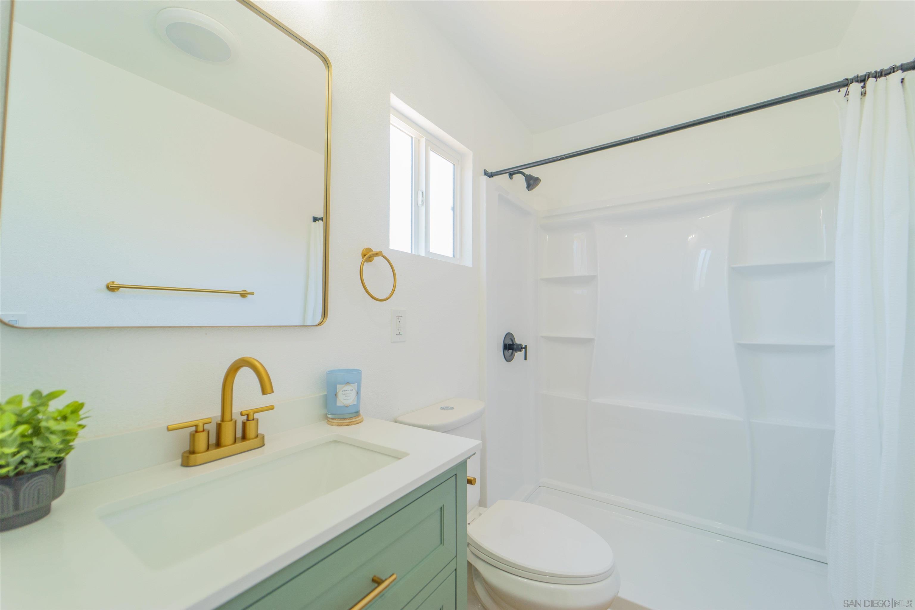 Detail Gallery Image 14 of 34 For 530-32  Delaware St, Imperial Beach,  CA 91932 - – Beds | – Baths