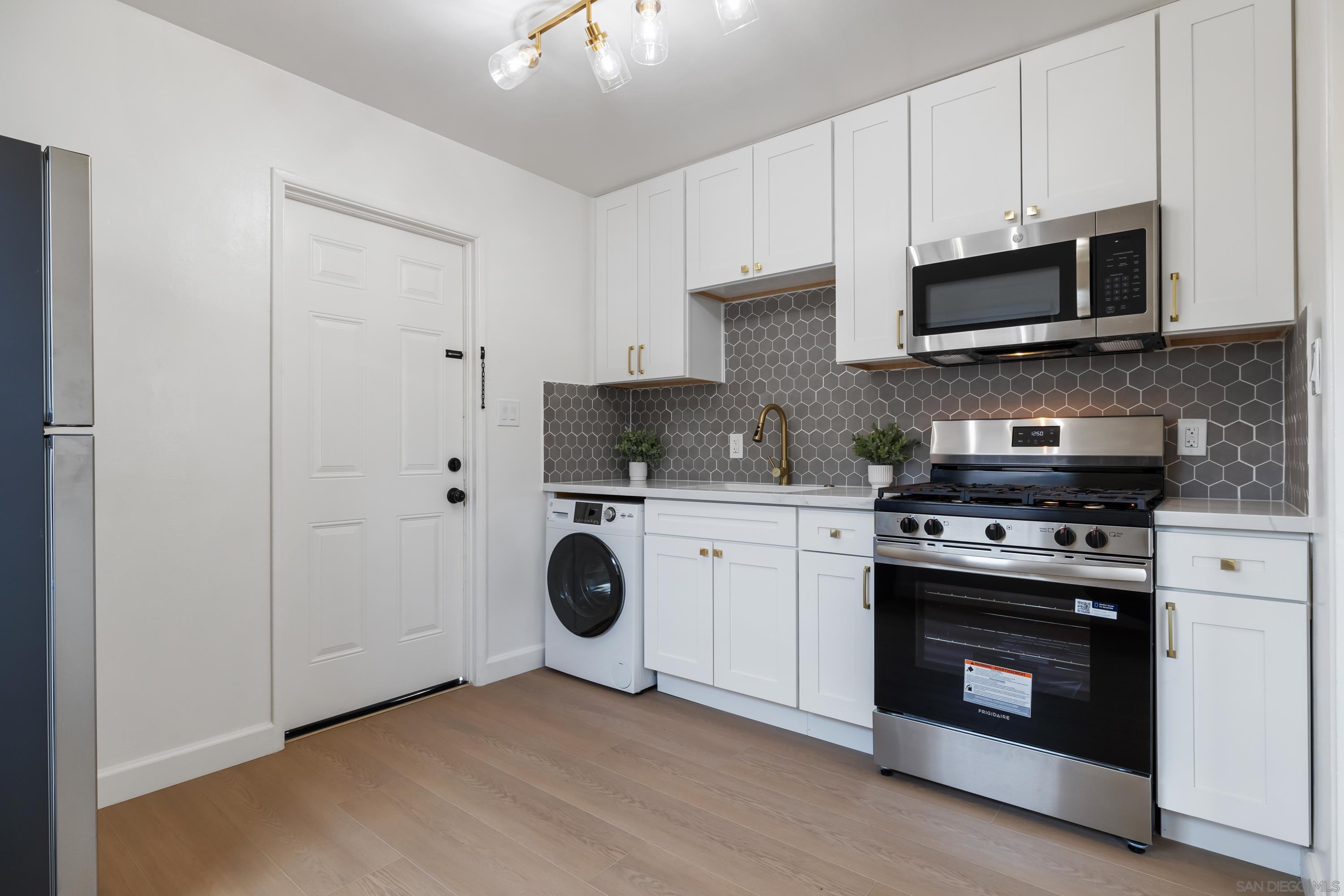 Detail Gallery Image 15 of 34 For 530-32  Delaware St, Imperial Beach,  CA 91932 - – Beds | – Baths