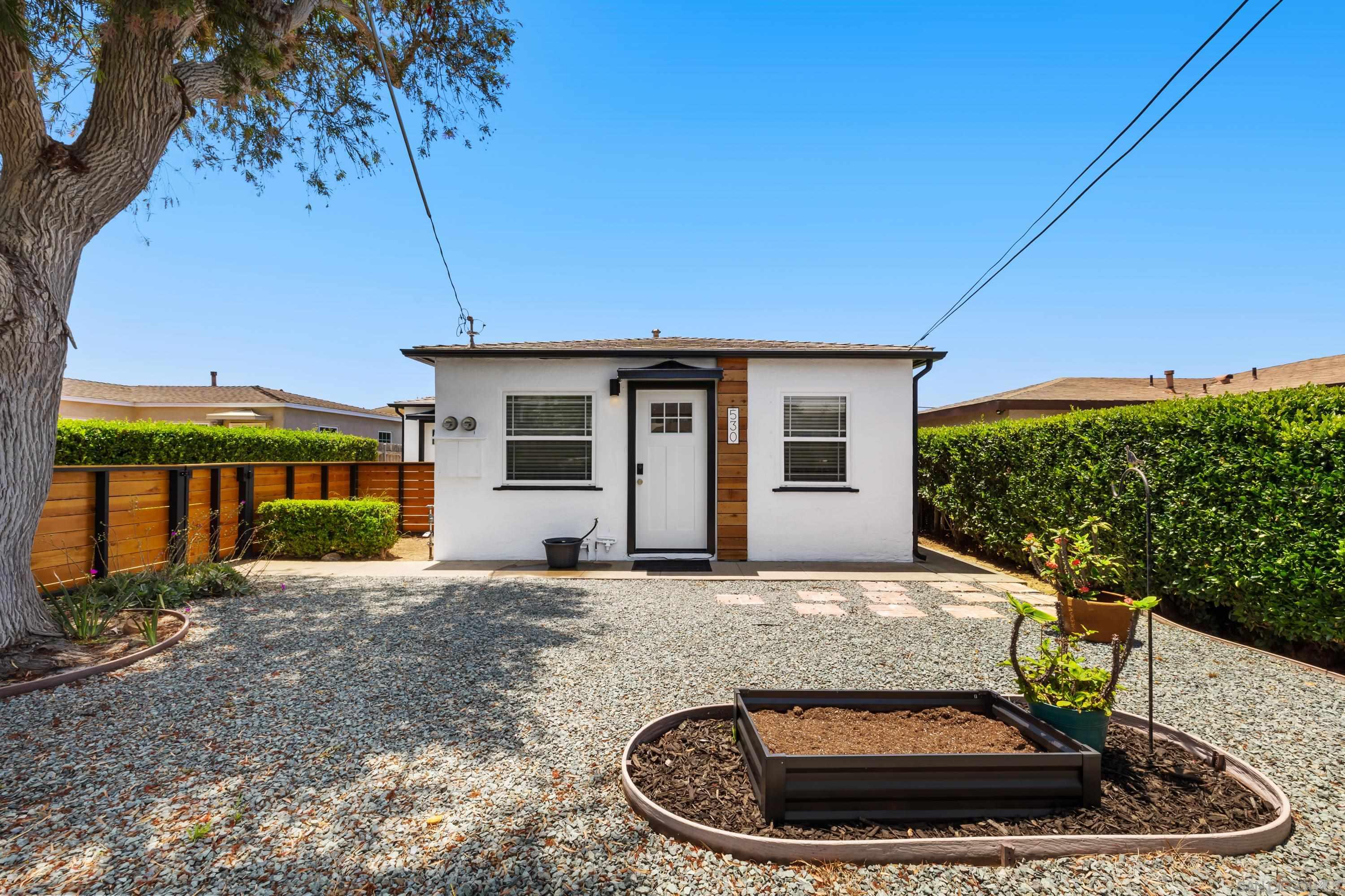 Detail Gallery Image 6 of 34 For 530-32  Delaware St, Imperial Beach,  CA 91932 - – Beds | – Baths