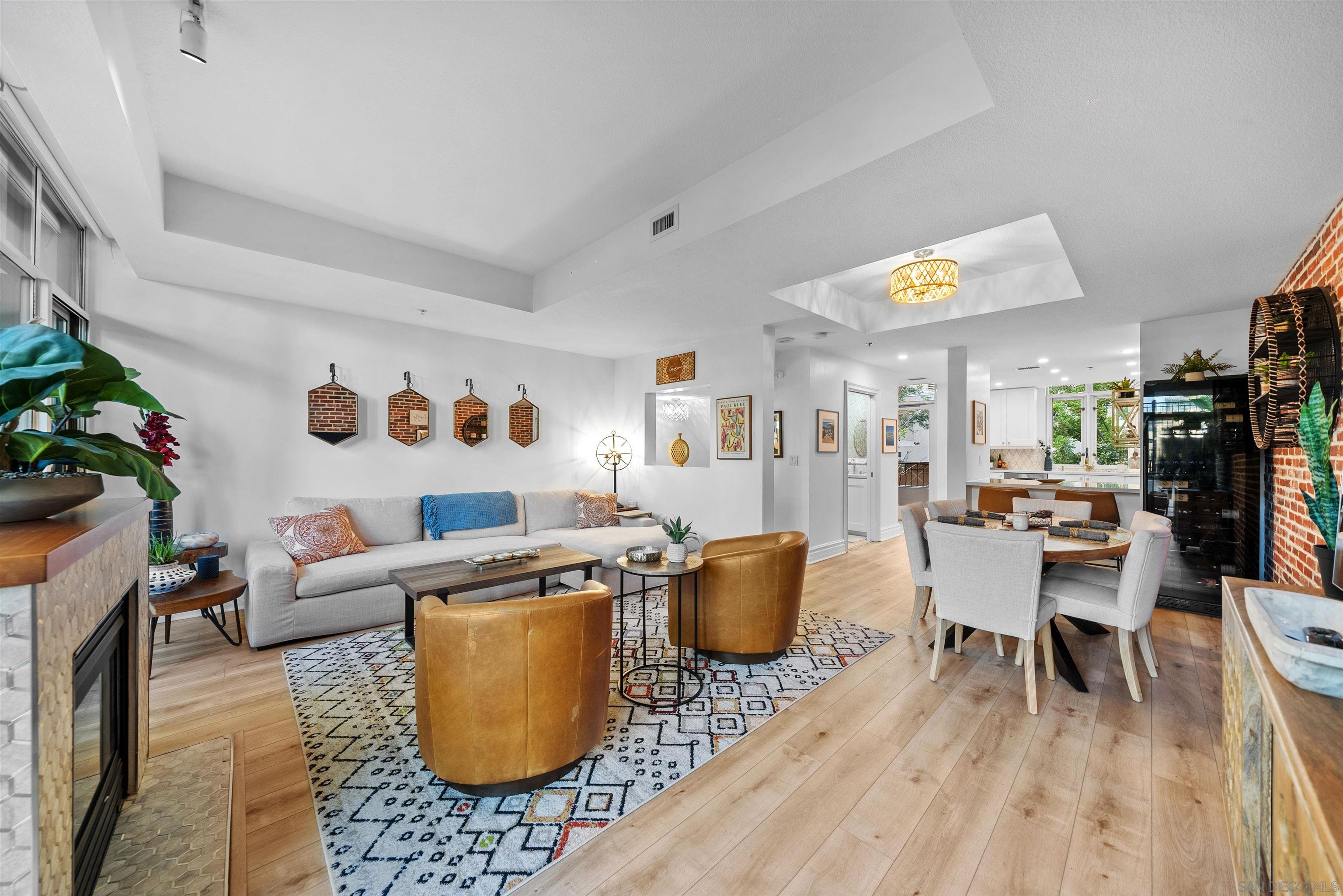 Detail Gallery Image 6 of 64 For 700 W Harbor Drive  Th5,  San Diego,  CA 92101 - 3 Beds | 3/1 Baths