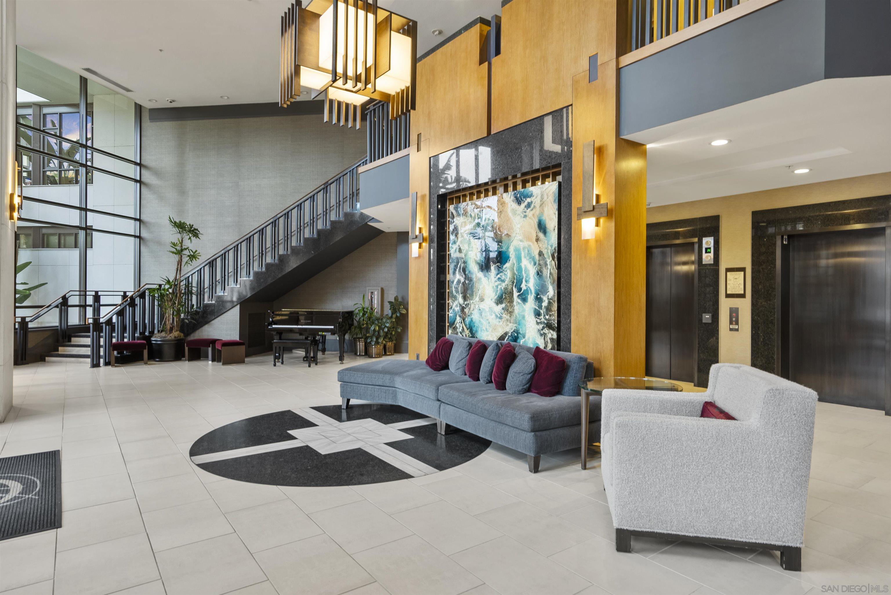 Detail Gallery Image 57 of 64 For 700 W Harbor Drive  Th5,  San Diego,  CA 92101 - 3 Beds | 3/1 Baths