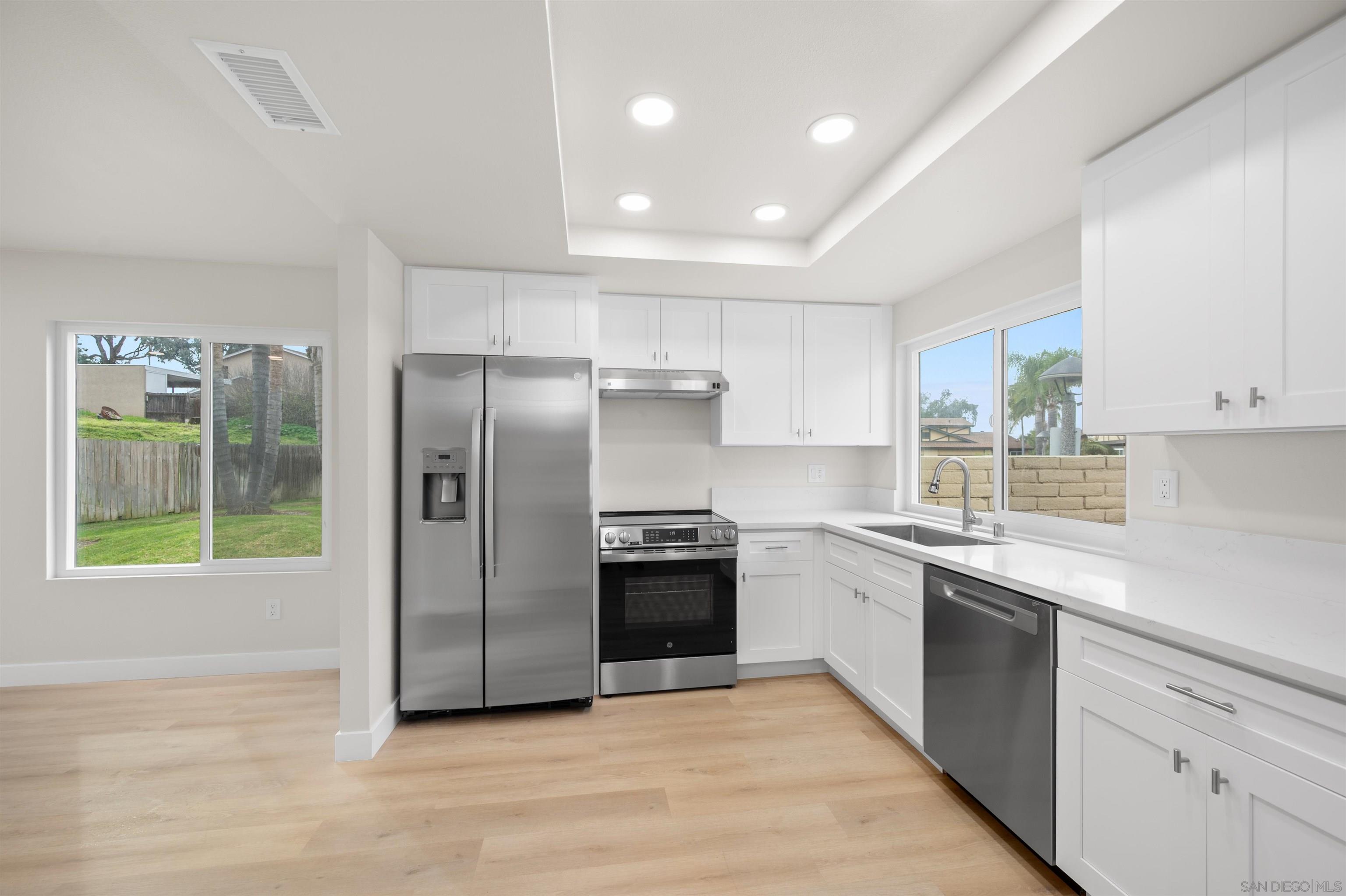 Detail Gallery Image 15 of 38 For 75  Third Avenue  #20,  Chula Vista,  CA 91910 - 3 Beds | 2 Baths