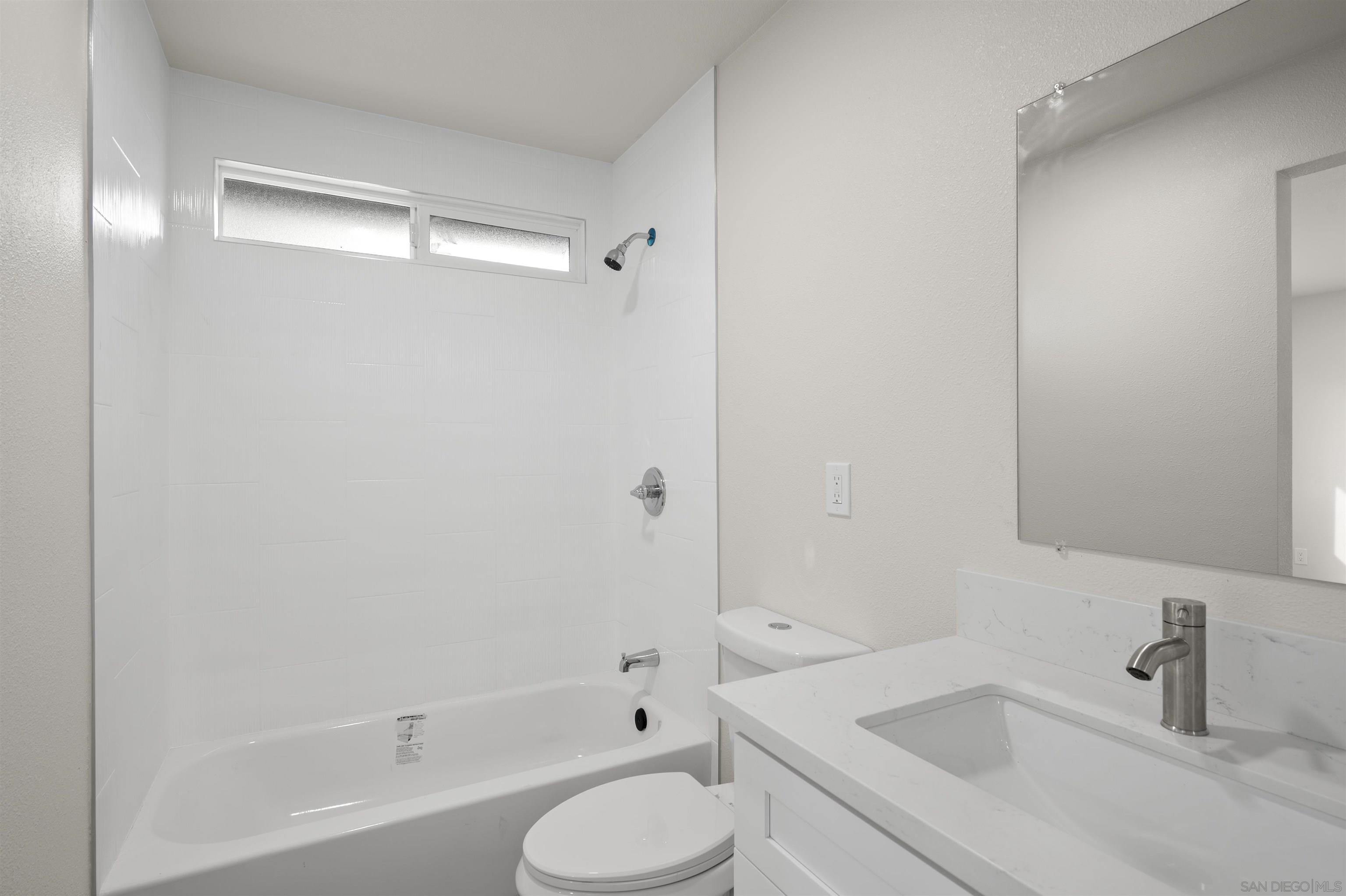 Detail Gallery Image 28 of 38 For 75  Third Avenue  #20,  Chula Vista,  CA 91910 - 3 Beds | 2 Baths