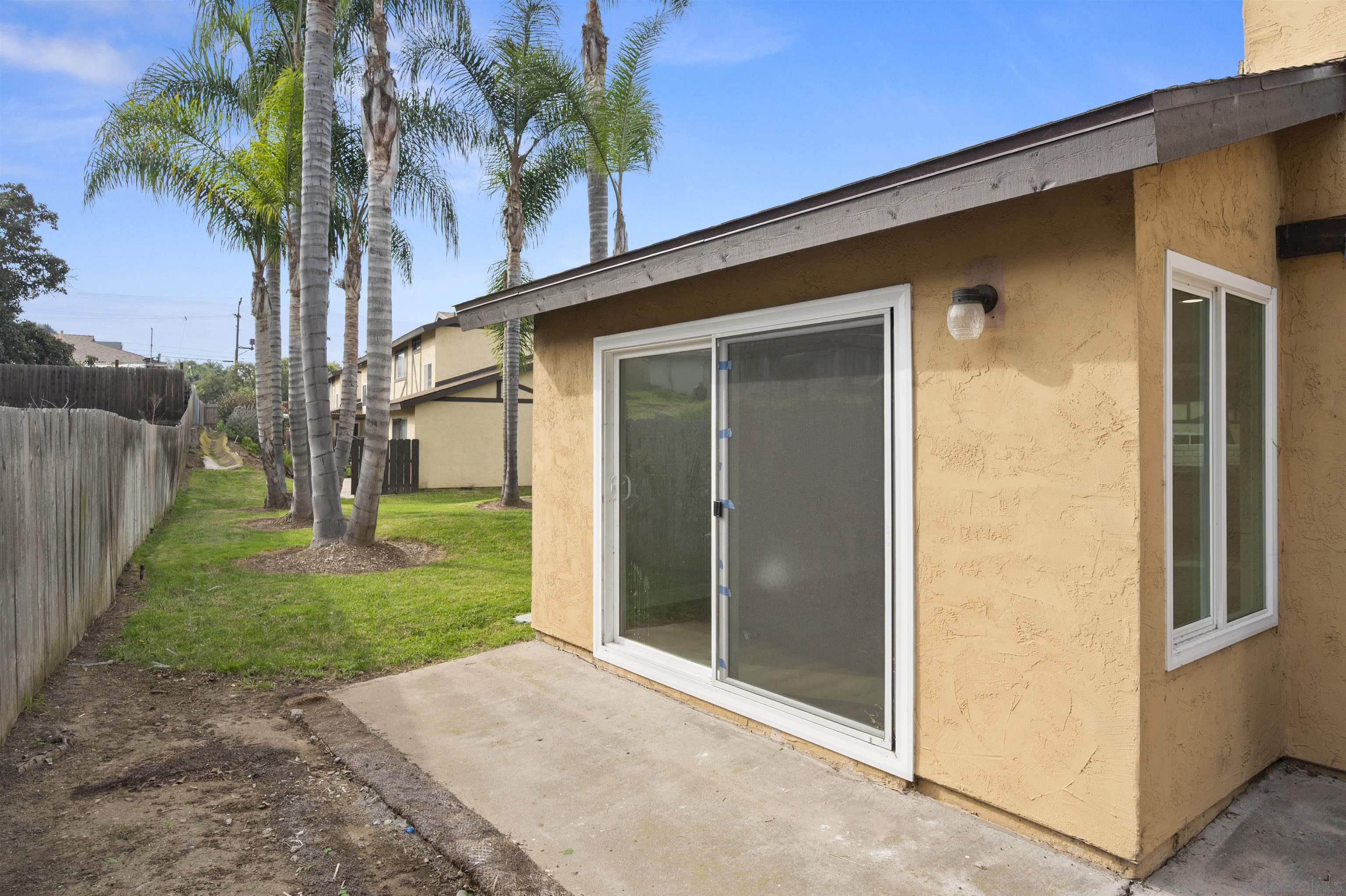 Detail Gallery Image 31 of 38 For 75  Third Avenue  #20,  Chula Vista,  CA 91910 - 3 Beds | 2 Baths