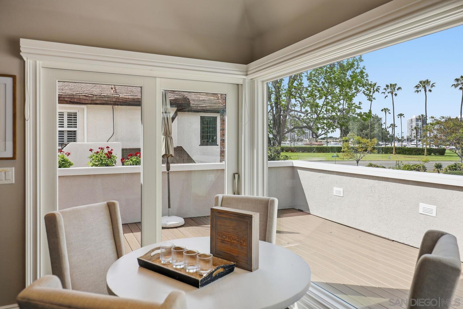 Detail Gallery Image 24 of 56 For 945  Bay Circle, Coronado,  CA 92118 - 5 Beds | 4/1 Baths