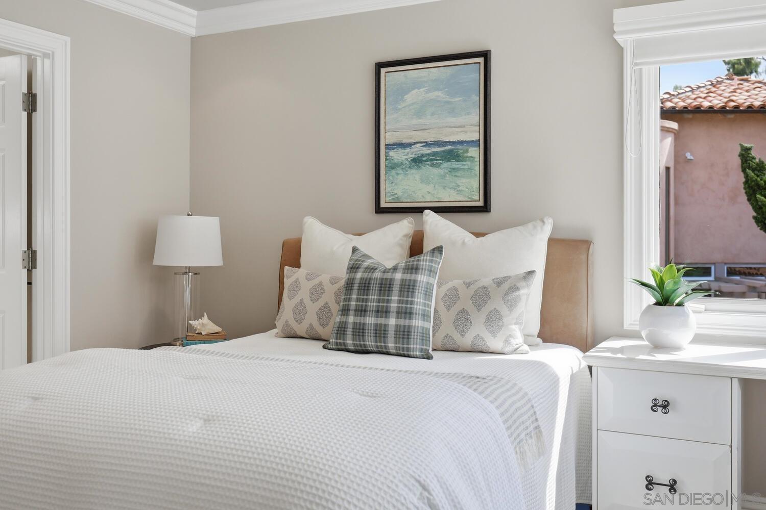 Detail Gallery Image 28 of 56 For 945  Bay Circle, Coronado,  CA 92118 - 5 Beds | 4/1 Baths