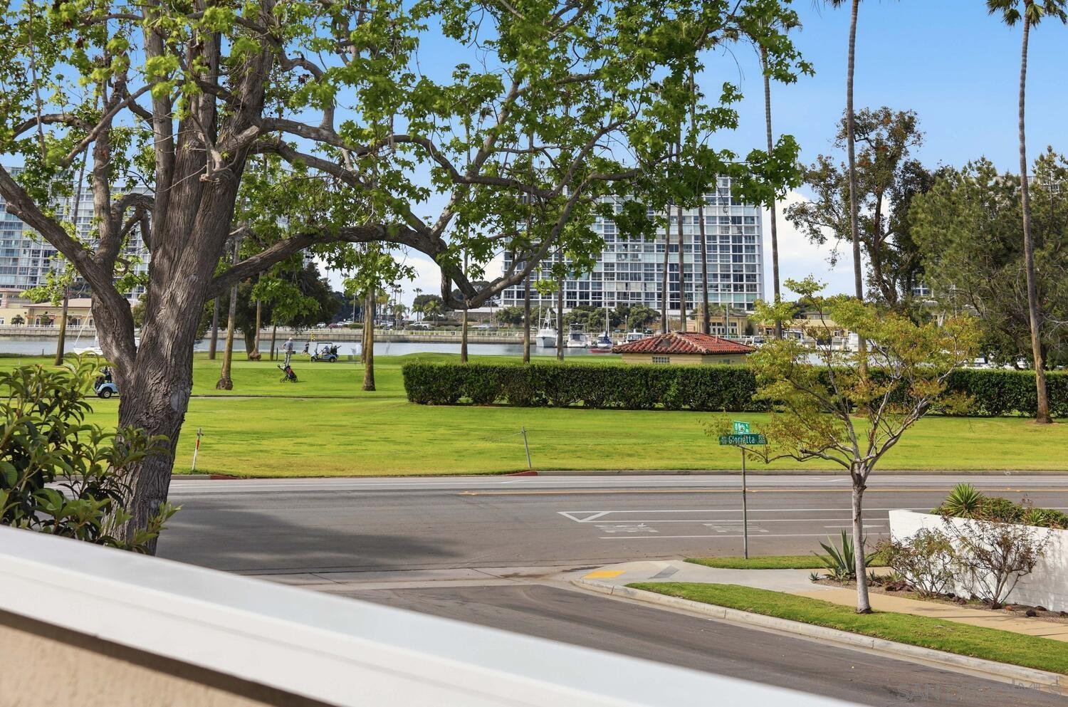 Detail Gallery Image 33 of 56 For 945  Bay Circle, Coronado,  CA 92118 - 5 Beds | 4/1 Baths