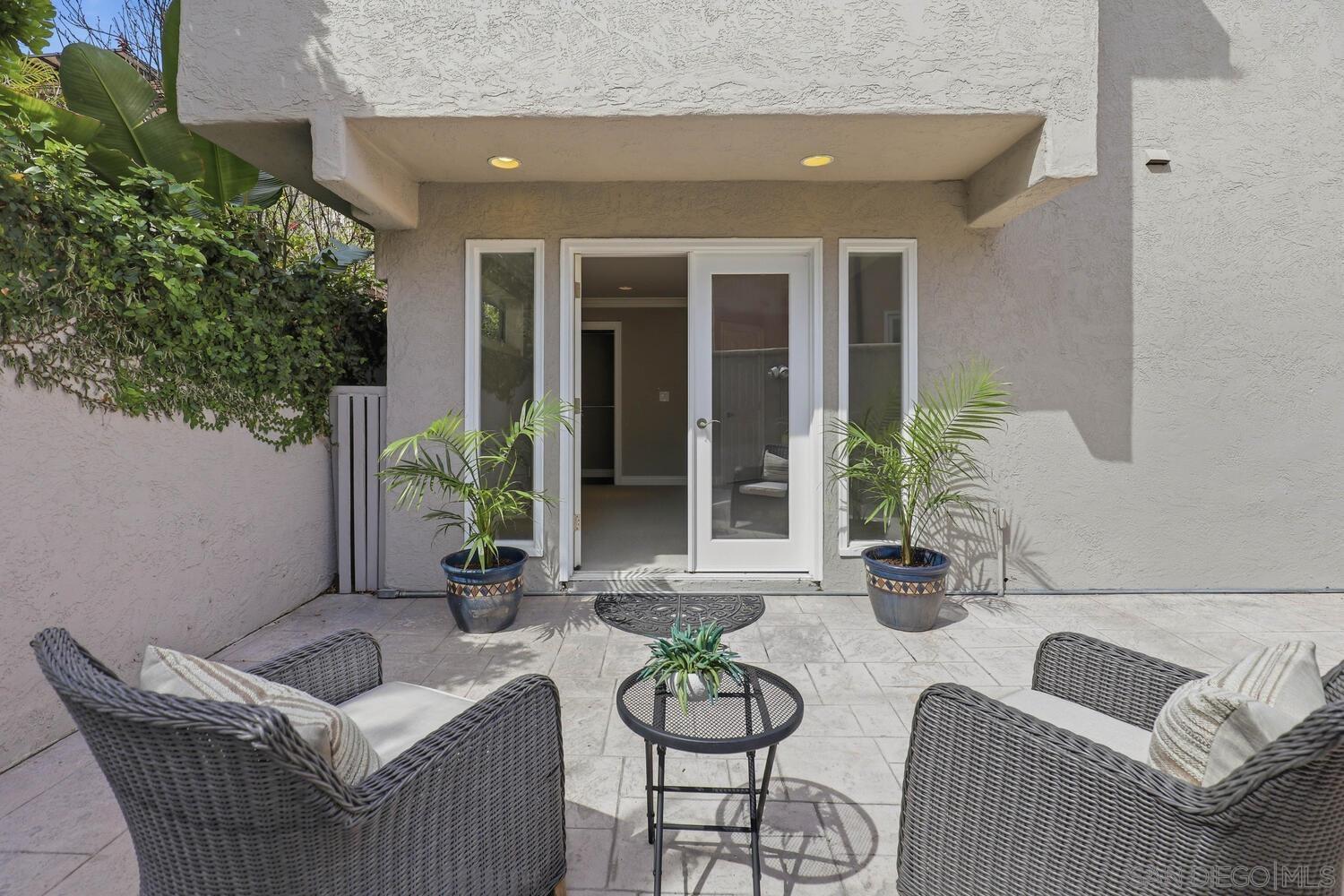 Detail Gallery Image 42 of 56 For 945  Bay Circle, Coronado,  CA 92118 - 5 Beds | 4/1 Baths