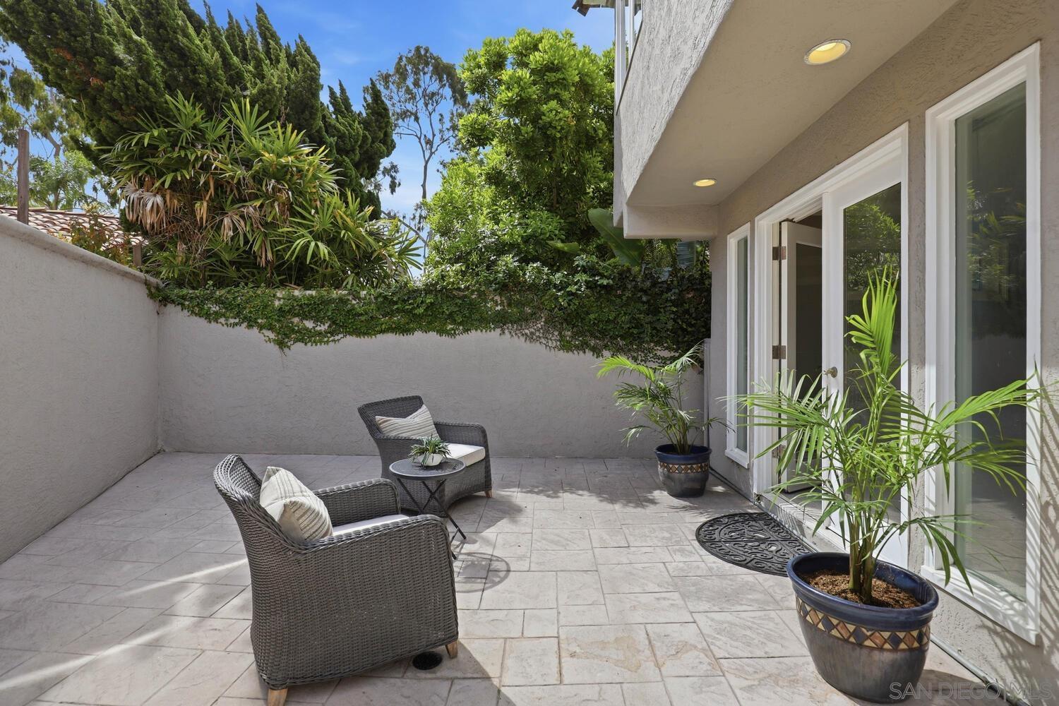 Detail Gallery Image 44 of 56 For 945  Bay Circle, Coronado,  CA 92118 - 5 Beds | 4/1 Baths