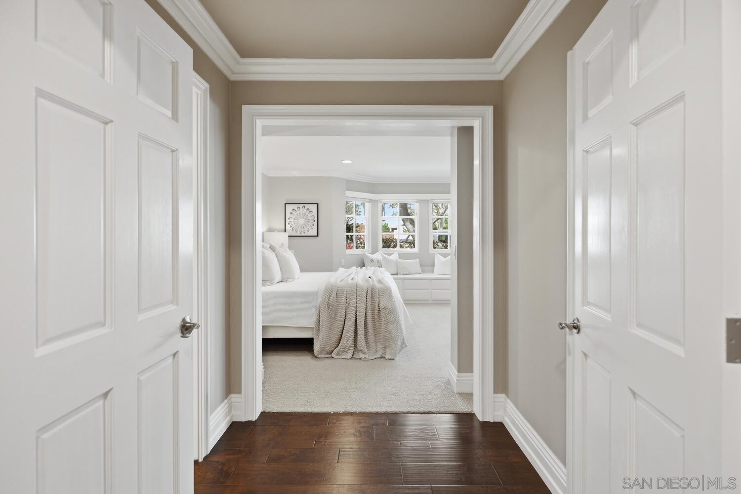 Detail Gallery Image 45 of 56 For 945  Bay Circle, Coronado,  CA 92118 - 5 Beds | 4/1 Baths