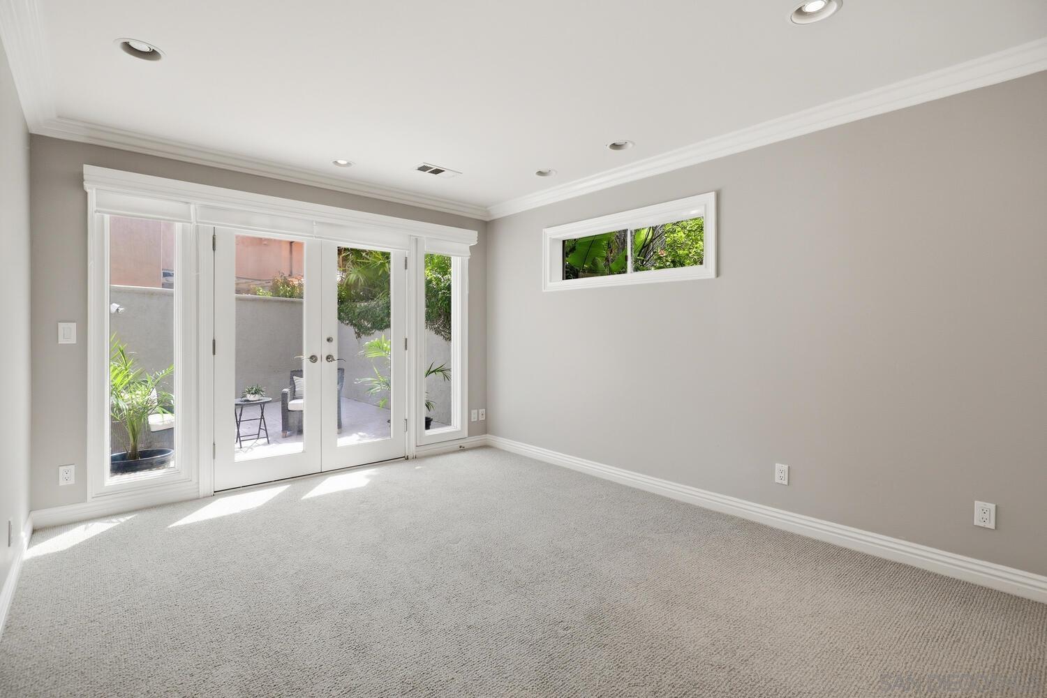 Detail Gallery Image 49 of 56 For 945  Bay Circle, Coronado,  CA 92118 - 5 Beds | 4/1 Baths