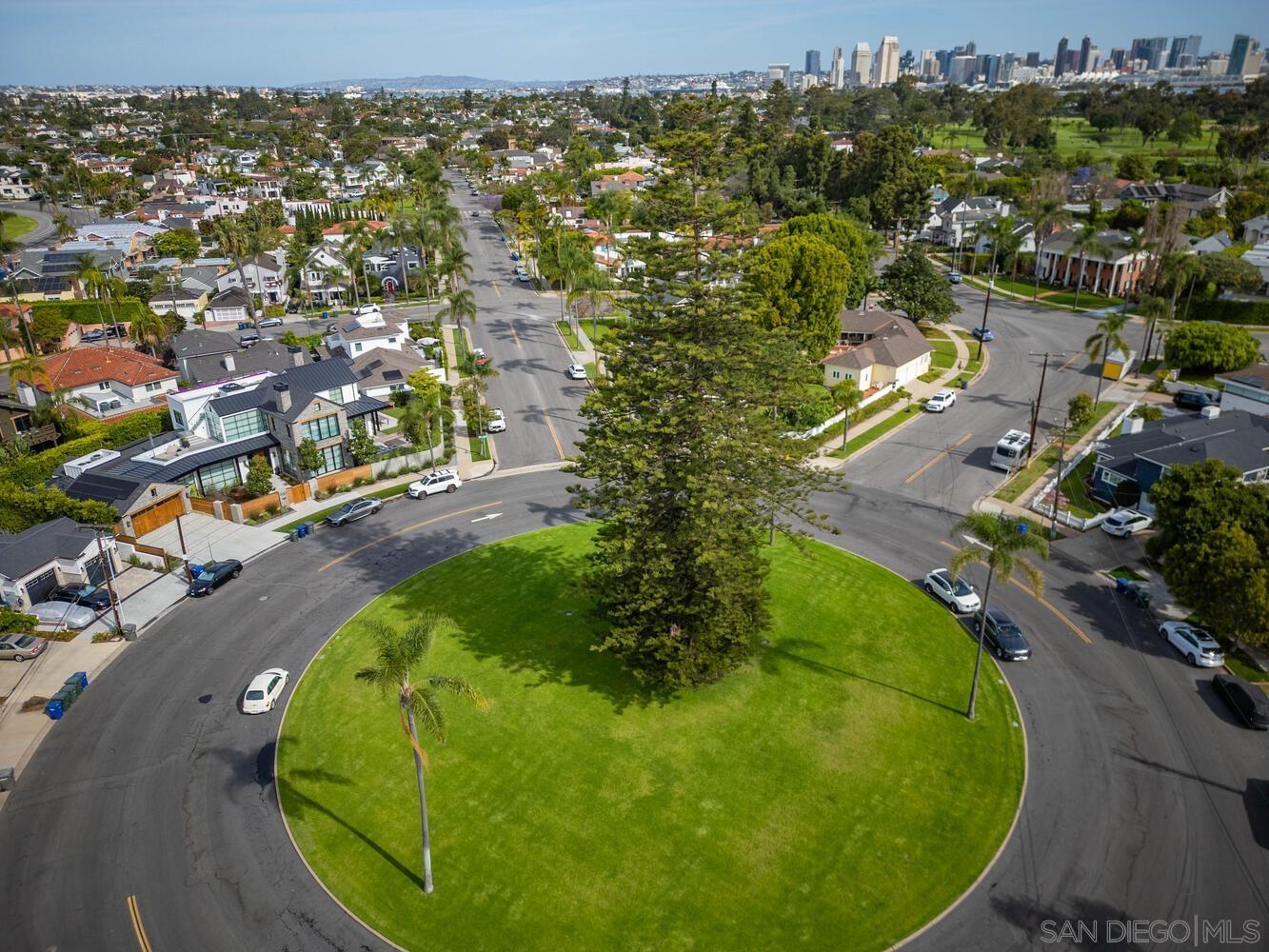Detail Gallery Image 55 of 56 For 945  Bay Circle, Coronado,  CA 92118 - 5 Beds | 4/1 Baths