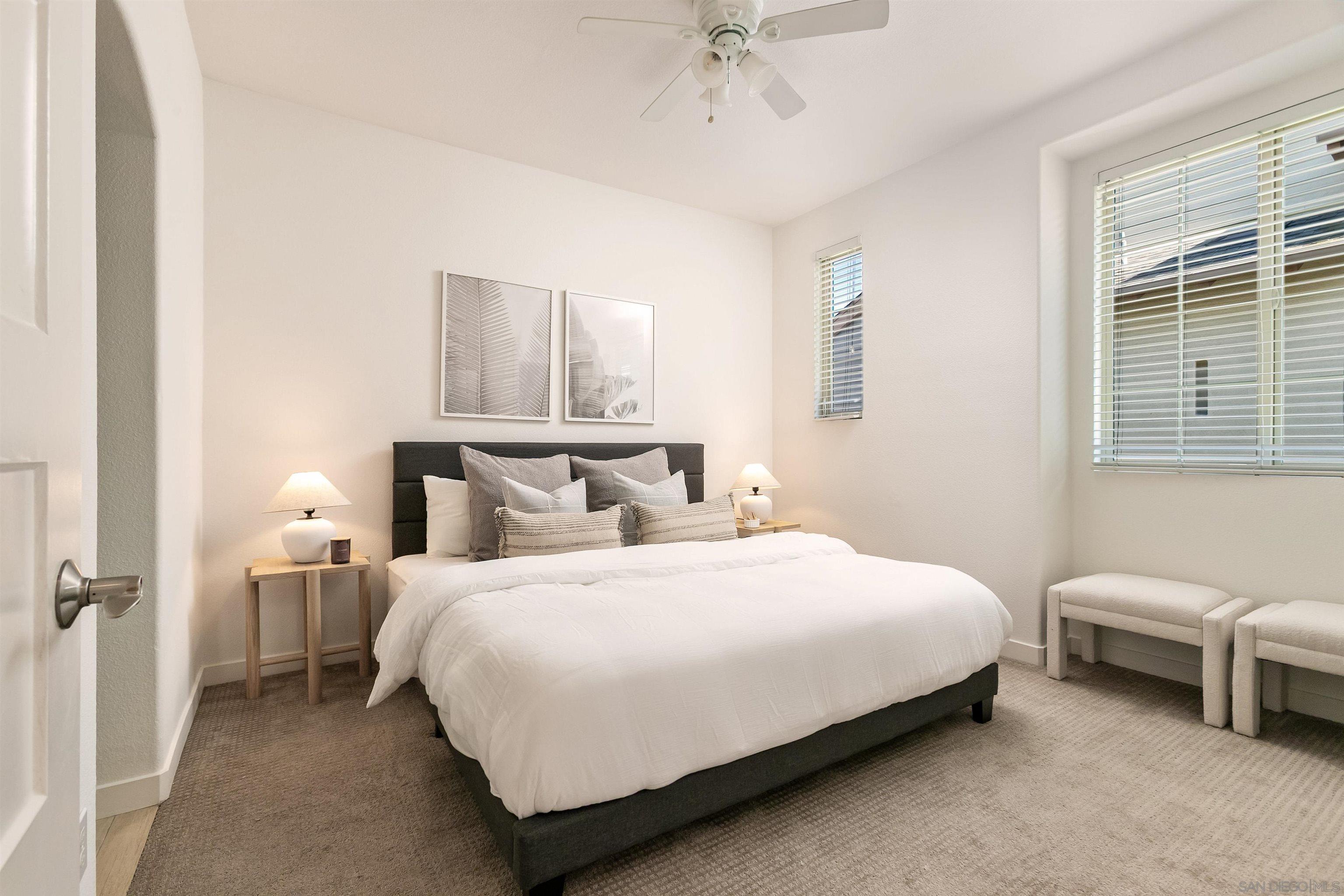 Detail Gallery Image 13 of 34 For 1056  Pearl Street  #14,  La Jolla,  CA 92037 - 2 Beds | 2/1 Baths