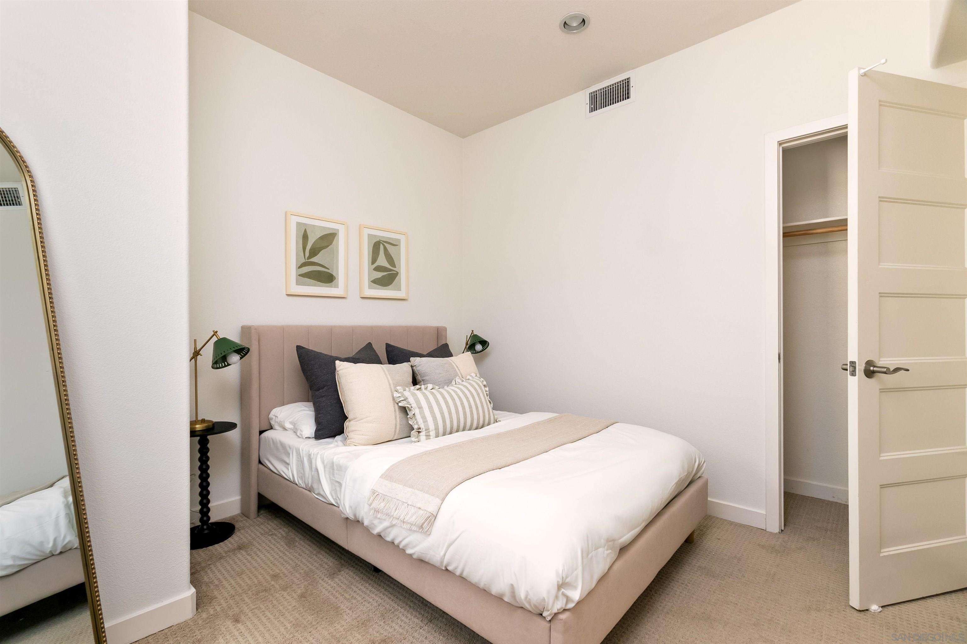 Detail Gallery Image 19 of 34 For 1056  Pearl Street  #14,  La Jolla,  CA 92037 - 2 Beds | 2/1 Baths