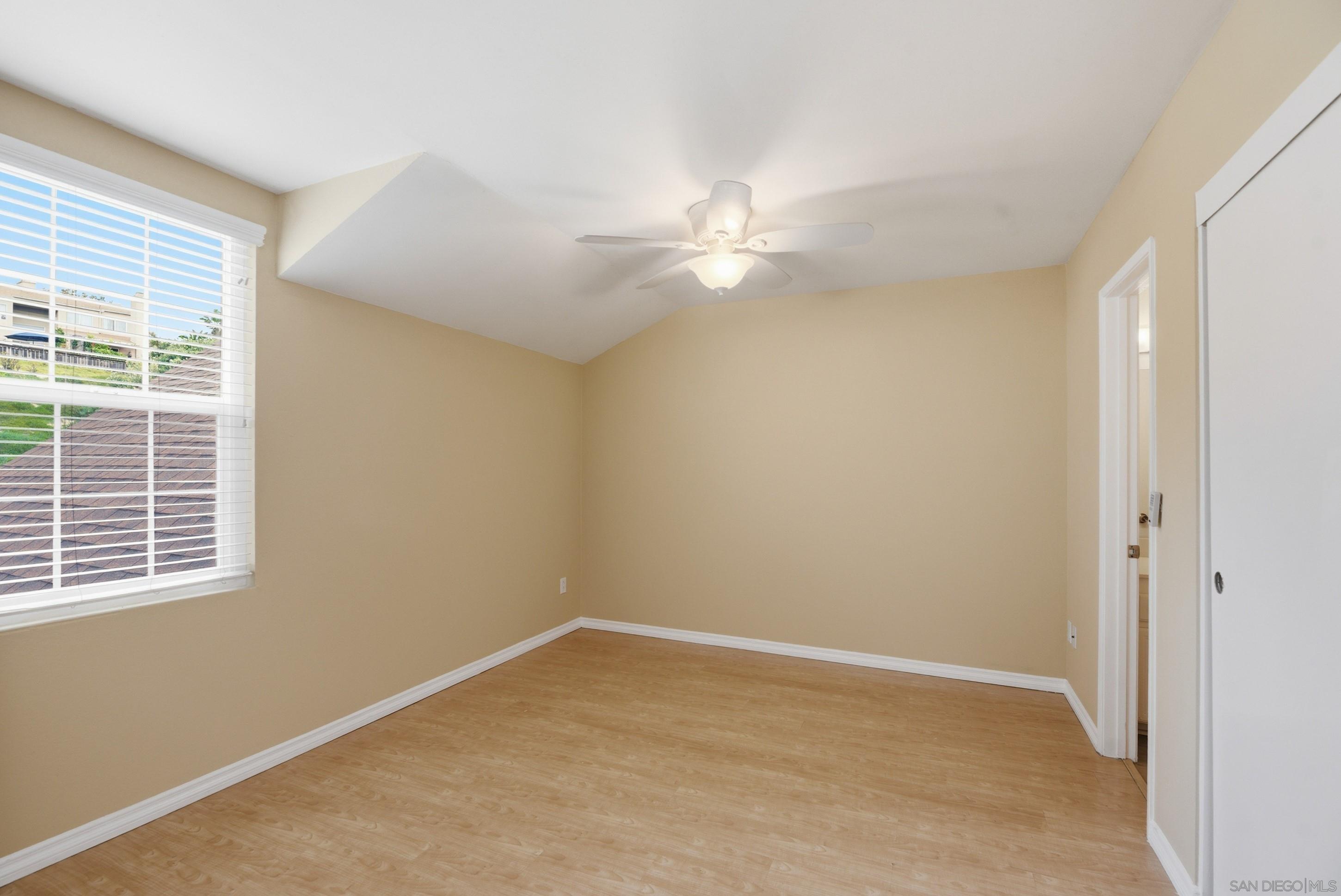 Detail Gallery Image 14 of 36 For 2685  Regent, Carlsbad,  CA 92010 - 2 Beds | 2/1 Baths