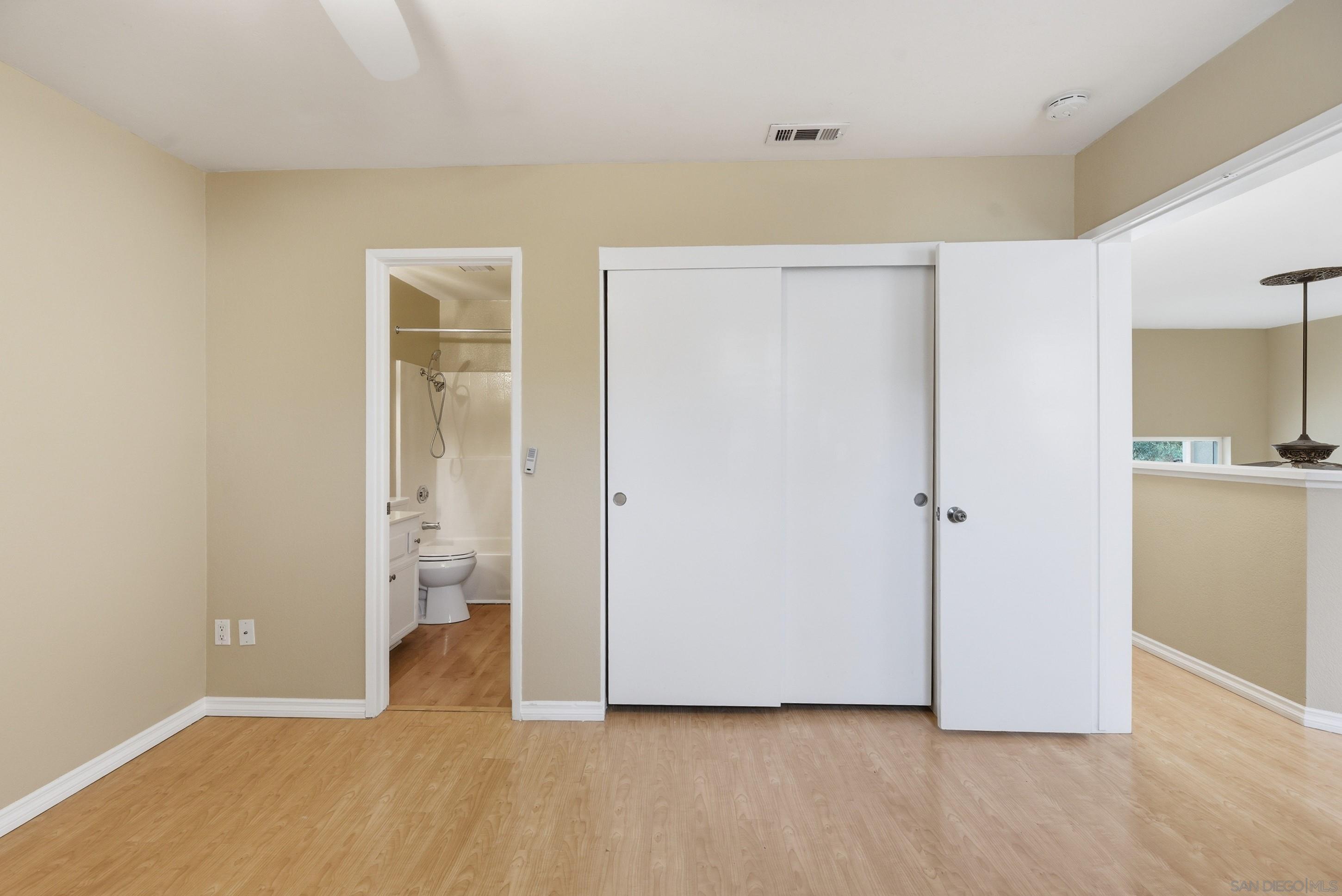 Detail Gallery Image 15 of 36 For 2685  Regent, Carlsbad,  CA 92010 - 2 Beds | 2/1 Baths