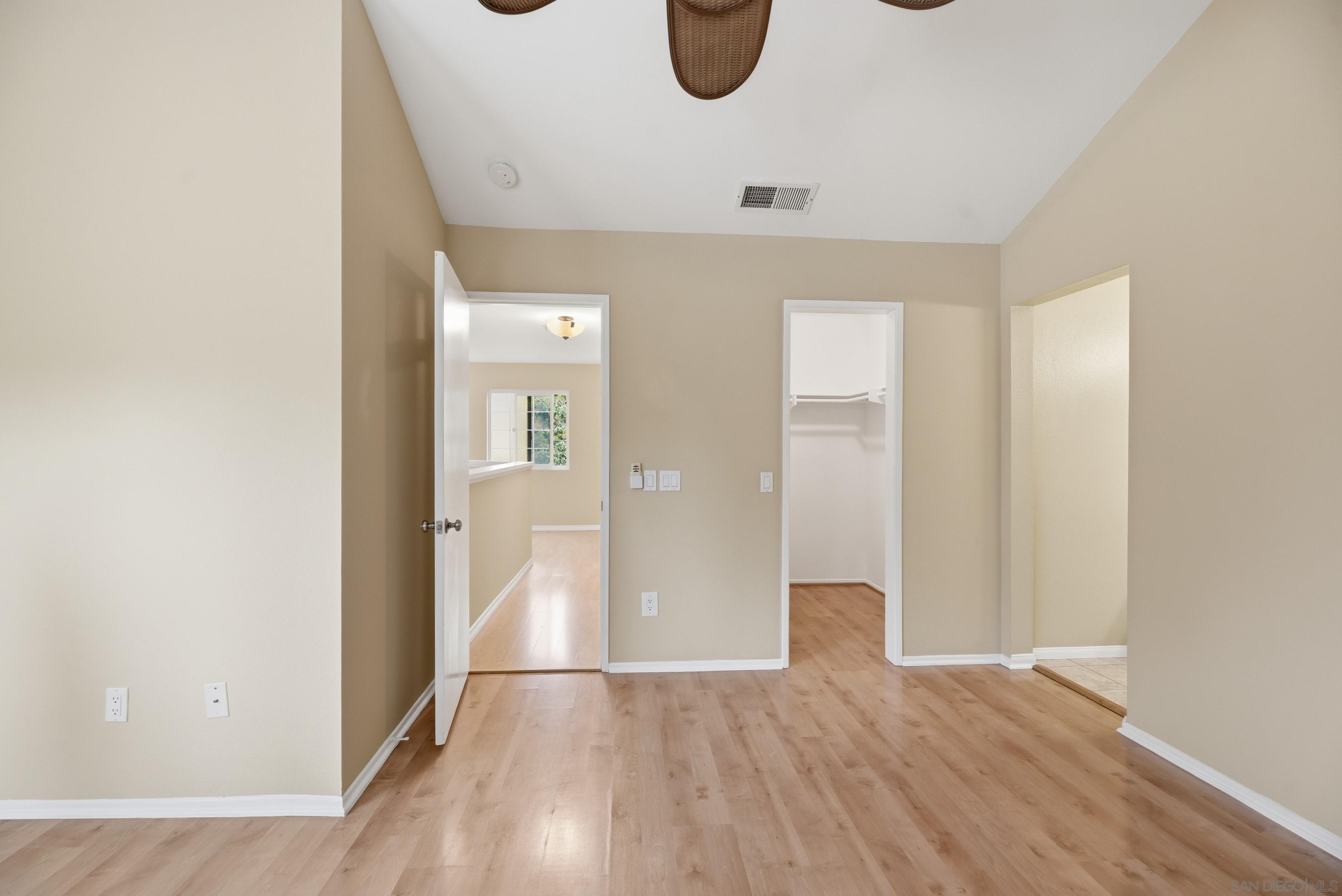 Detail Gallery Image 18 of 36 For 2685  Regent, Carlsbad,  CA 92010 - 2 Beds | 2/1 Baths