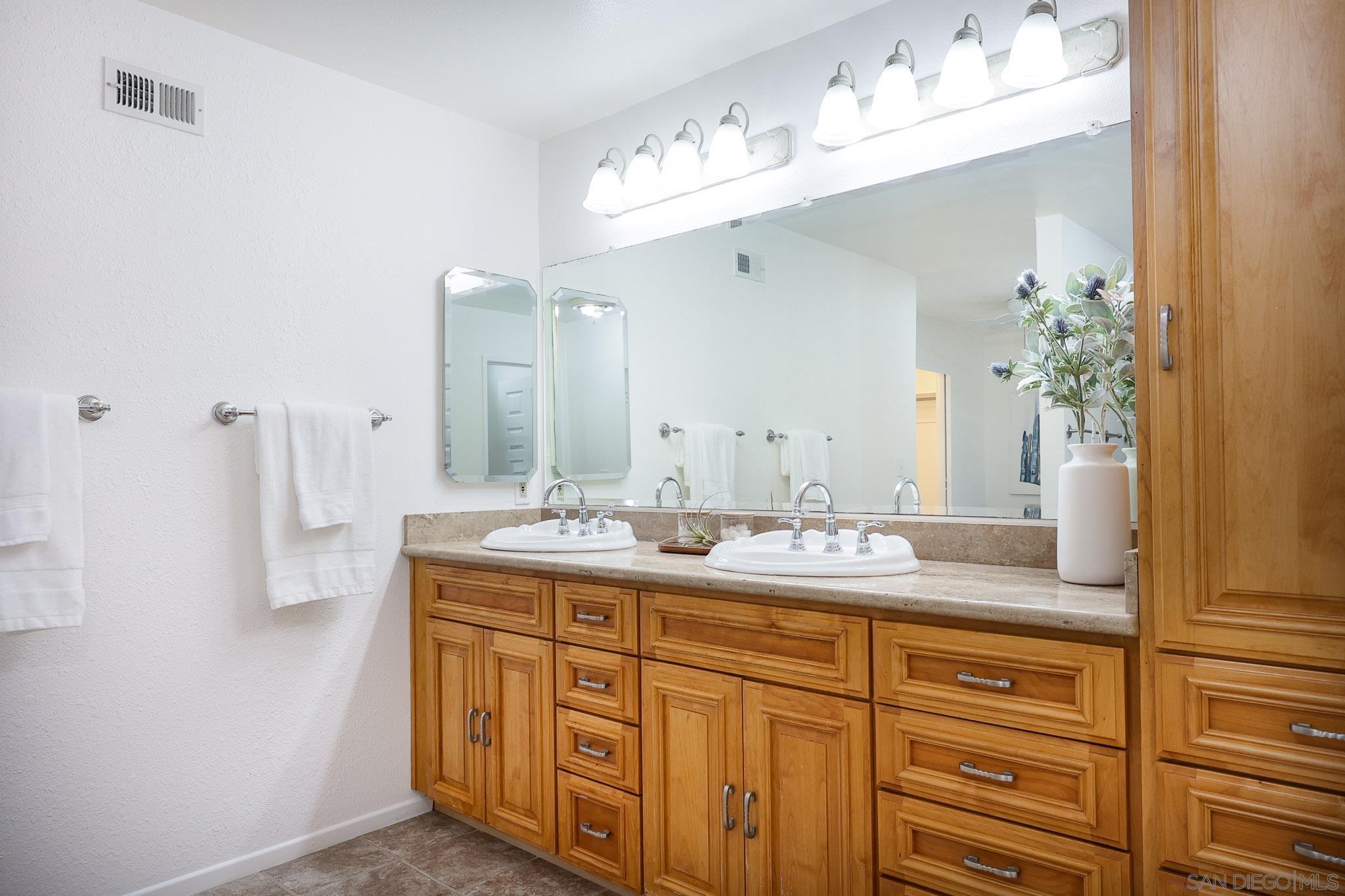 Detail Gallery Image 27 of 44 For 13933  Recuerdo Dr, Del Mar,  CA 92014 - 4 Beds | 2/1 Baths