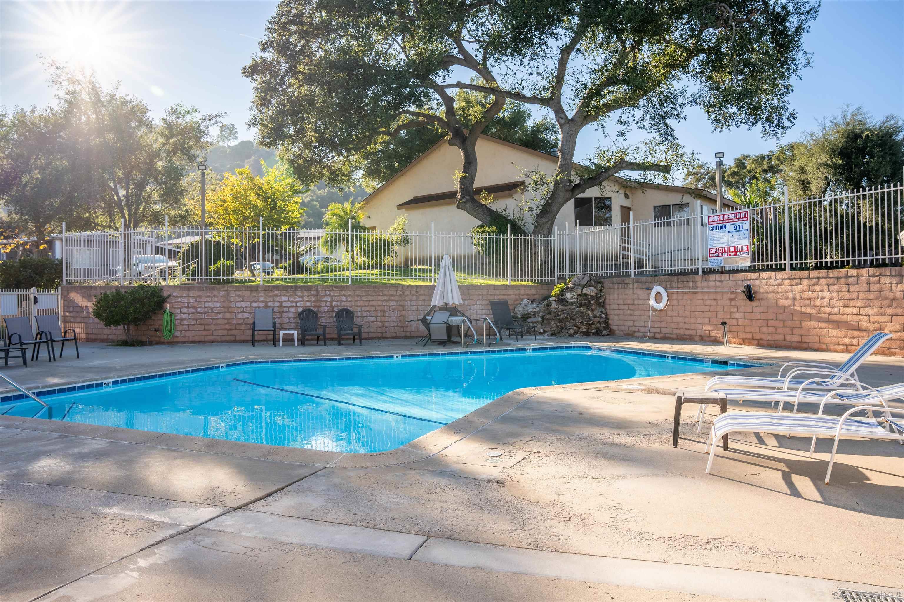 Detail Gallery Image 22 of 28 For 3909  Reche Rd  Spc 116,  Fallbrook,  CA 92028 - 3 Beds | 2 Baths