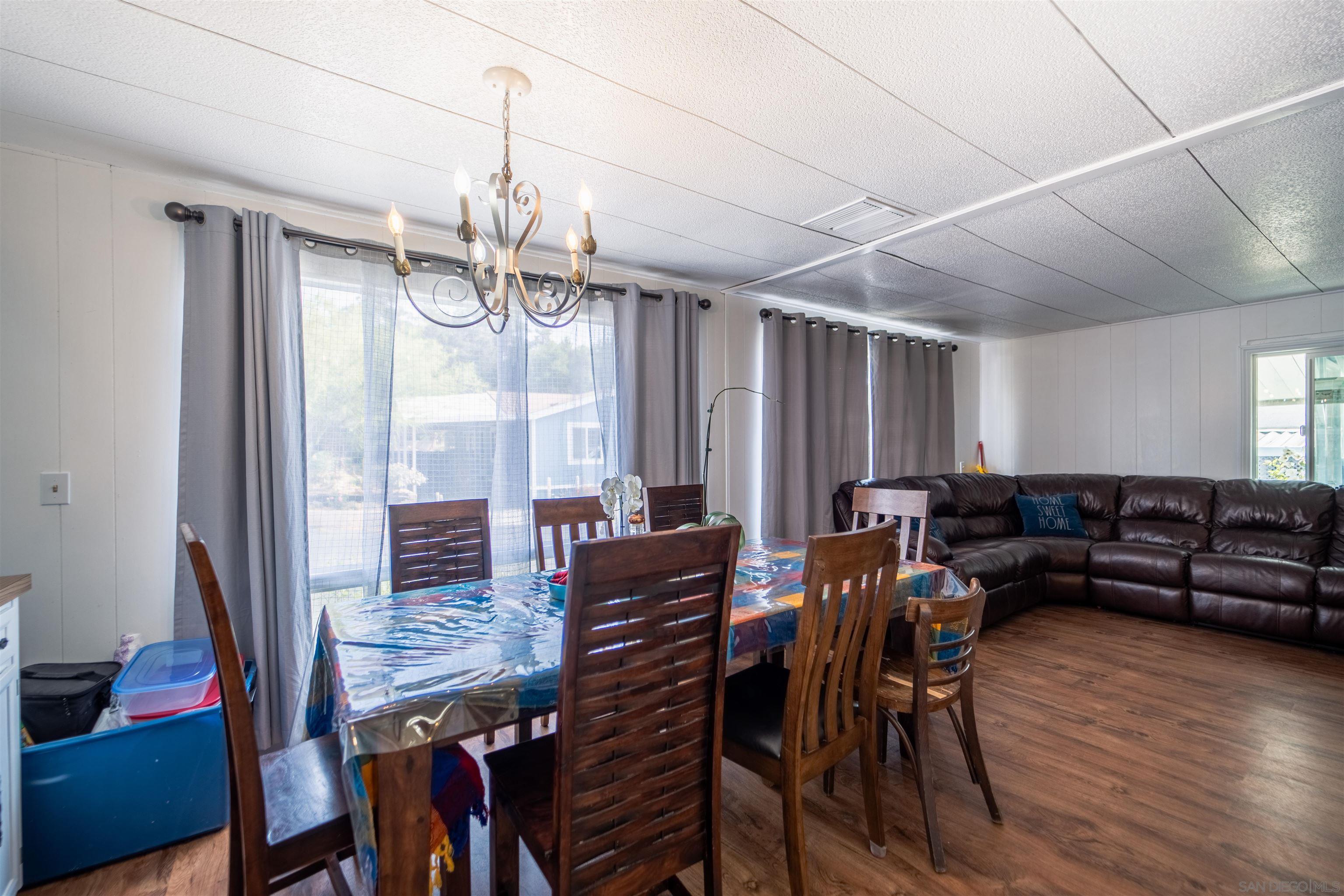 Detail Gallery Image 7 of 28 For 3909  Reche Rd  Spc 116,  Fallbrook,  CA 92028 - 3 Beds | 2 Baths