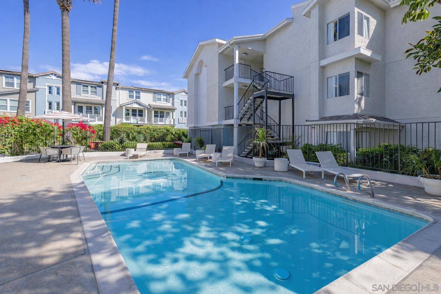 Detail Gallery Image 13 of 24 For 3020  Cowley Way  #305,  San Diego,  CA 92117 - 2 Beds | 1 Baths