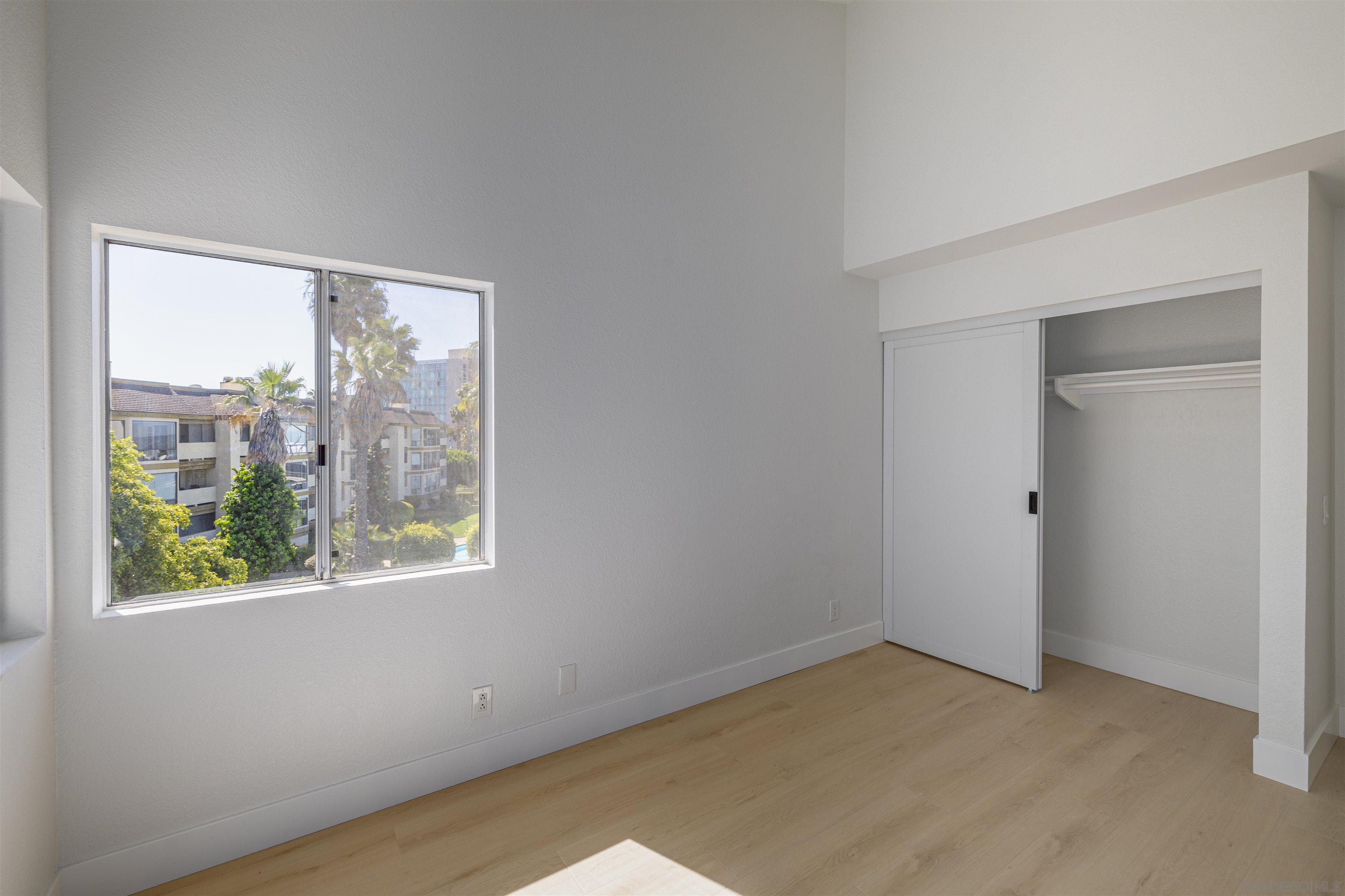 Detail Gallery Image 9 of 24 For 3020  Cowley Way  #305,  San Diego,  CA 92117 - 2 Beds | 1 Baths