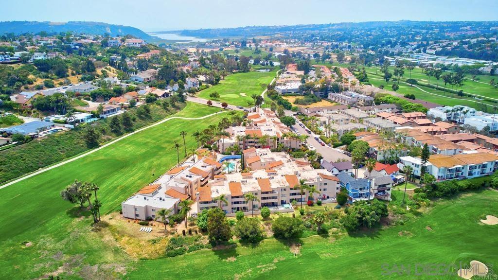 Detail Gallery Image 1 of 22 For 2625  Pirineos  #219,  Carlsbad,  CA 92009 - 2 Beds | 2 Baths