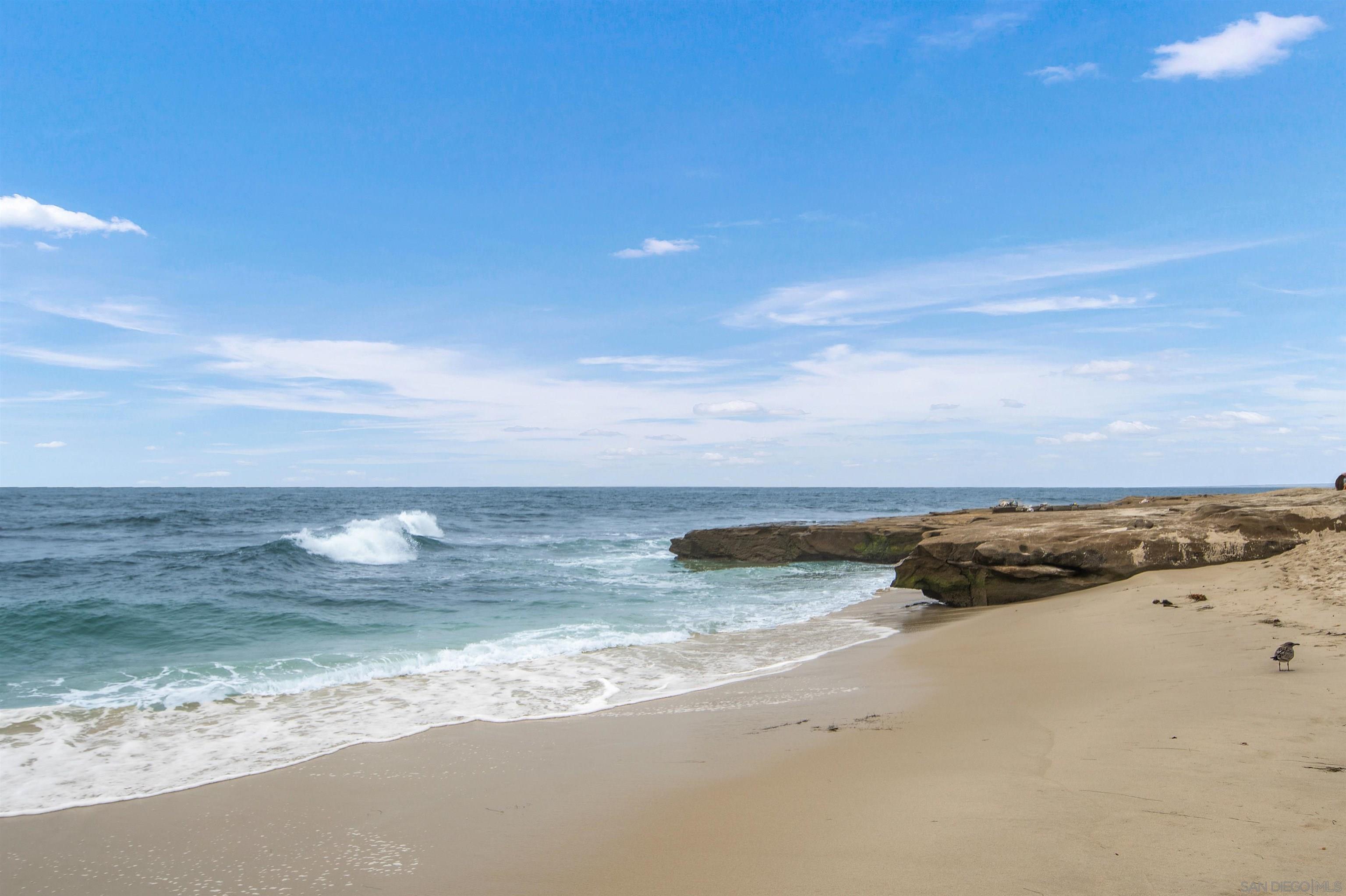 Detail Gallery Image 25 of 31 For 202  Coast Blvd  #4,  La Jolla,  CA 92037 - 3 Beds | 2/1 Baths