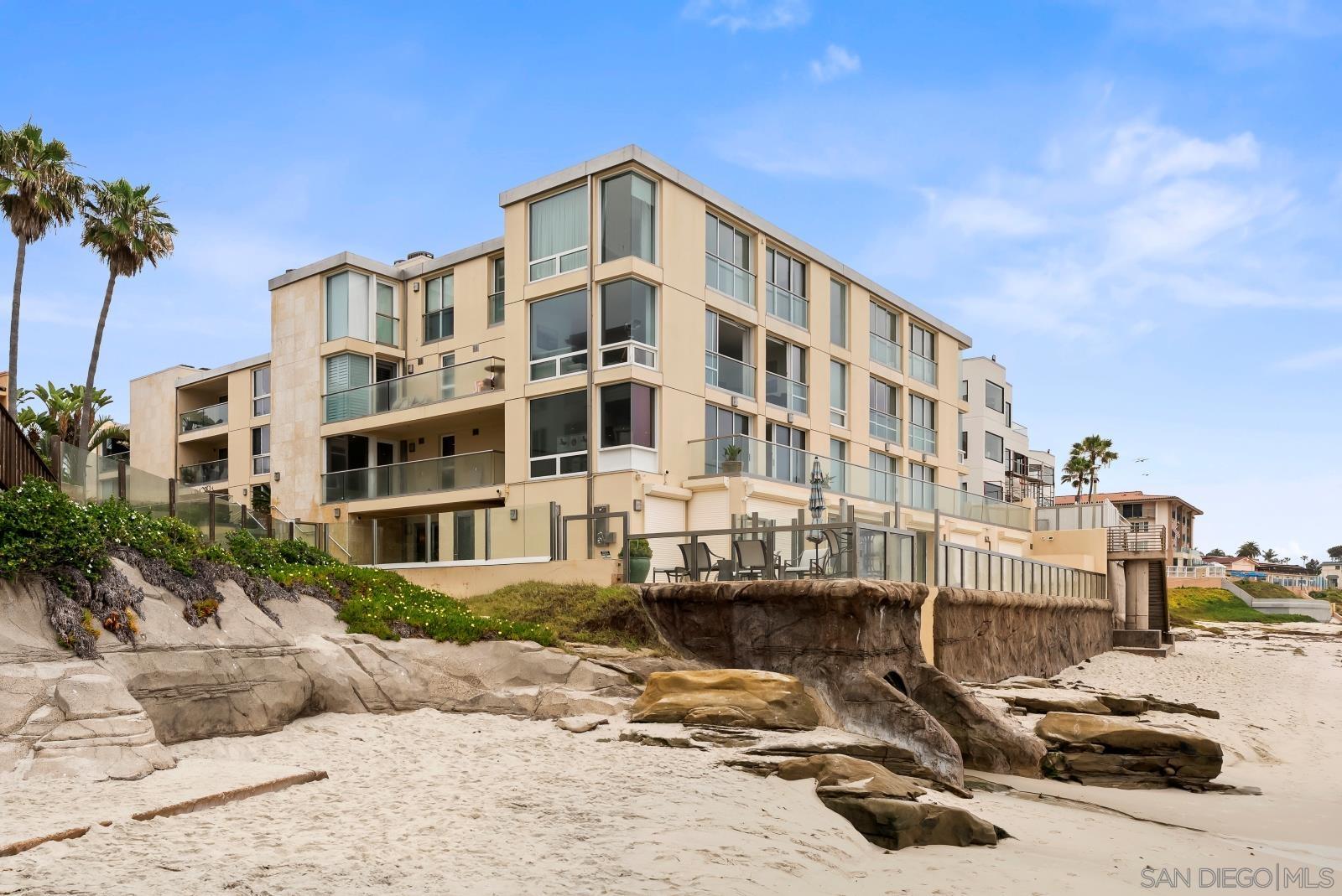 Detail Gallery Image 4 of 31 For 202  Coast Blvd  #4,  La Jolla,  CA 92037 - 3 Beds | 2/1 Baths