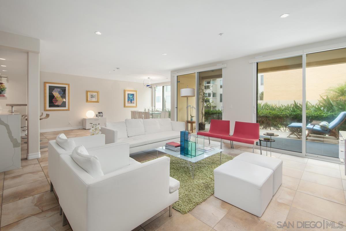 Detail Gallery Image 7 of 31 For 202  Coast Blvd  #4,  La Jolla,  CA 92037 - 3 Beds | 2/1 Baths