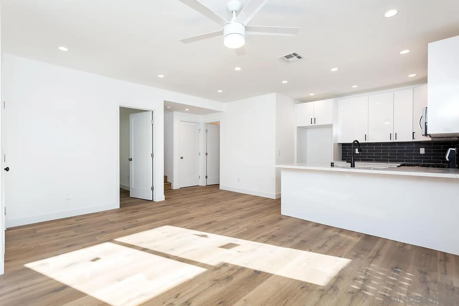 Detail Gallery Image 2 of 15 For 5721   Campanile Way, San Diego,  CA 92115 - 4 Beds | 2 Baths