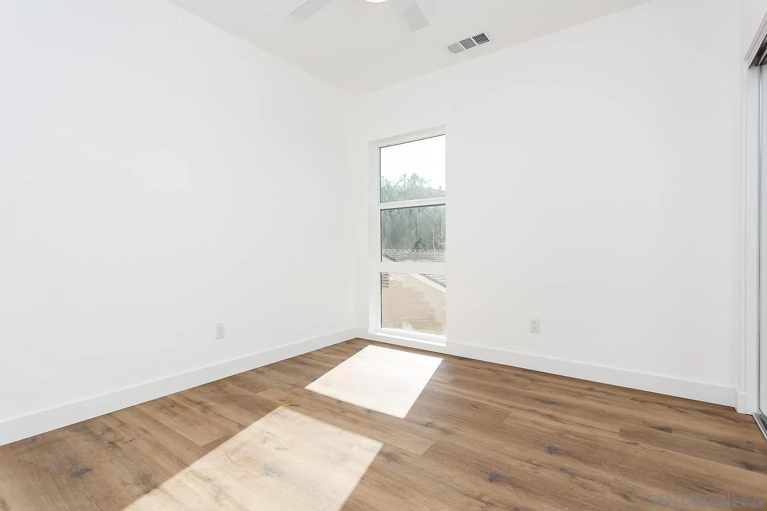 Detail Gallery Image 13 of 15 For 5721   Campanile Way, San Diego,  CA 92115 - 4 Beds | 2 Baths