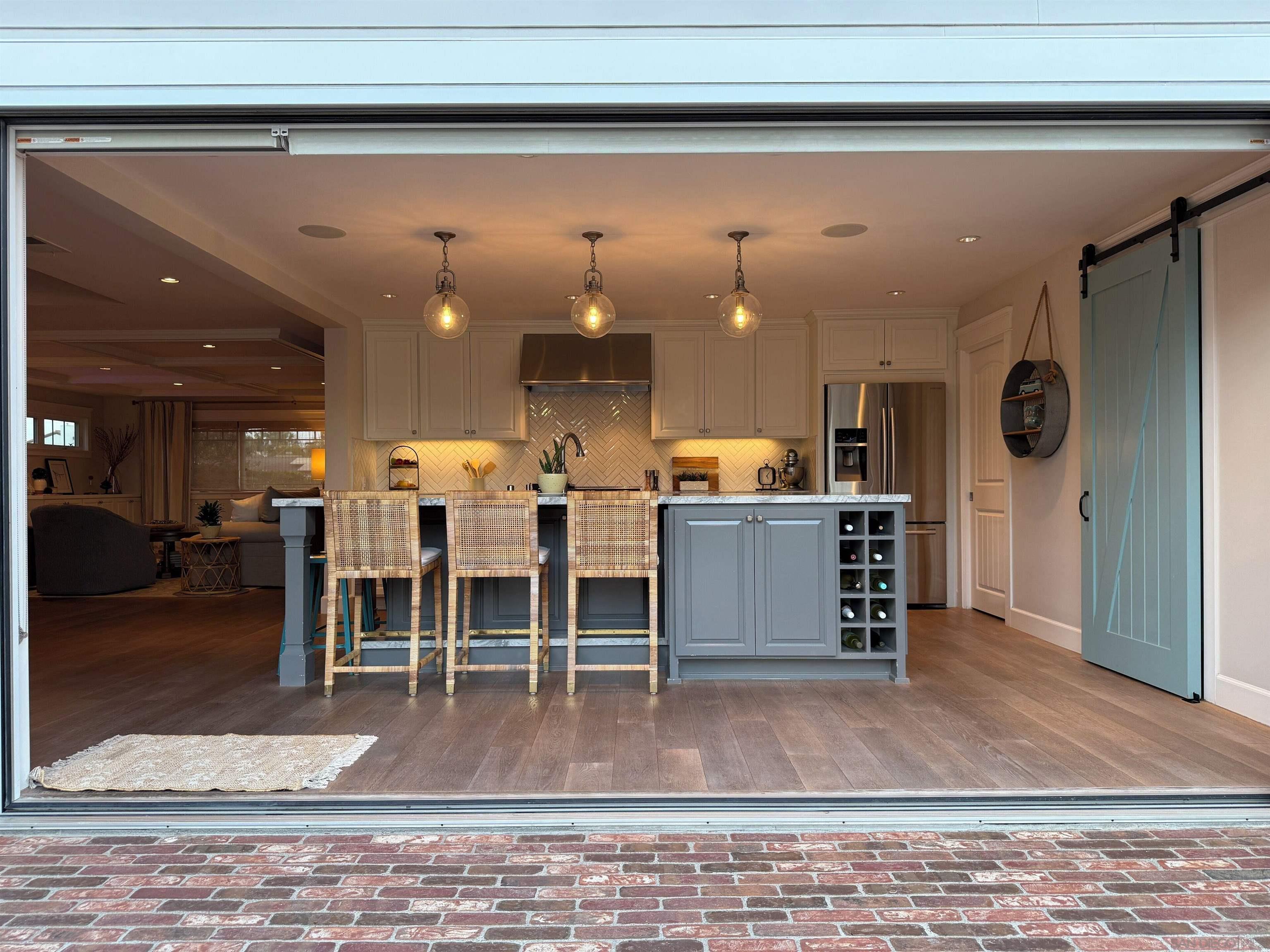 Detail Gallery Image 2 of 48 For 301  7th Street, Coronado,  CA 92118 - 4 Beds | 4 Baths