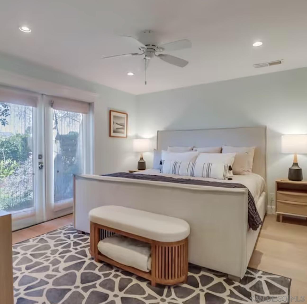 Detail Gallery Image 14 of 48 For 301  7th Street, Coronado,  CA 92118 - 4 Beds | 4 Baths