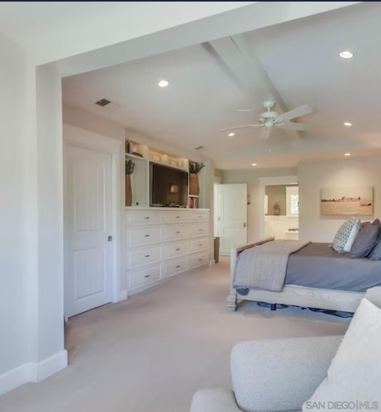 Detail Gallery Image 22 of 48 For 301  7th Street, Coronado,  CA 92118 - 4 Beds | 4 Baths