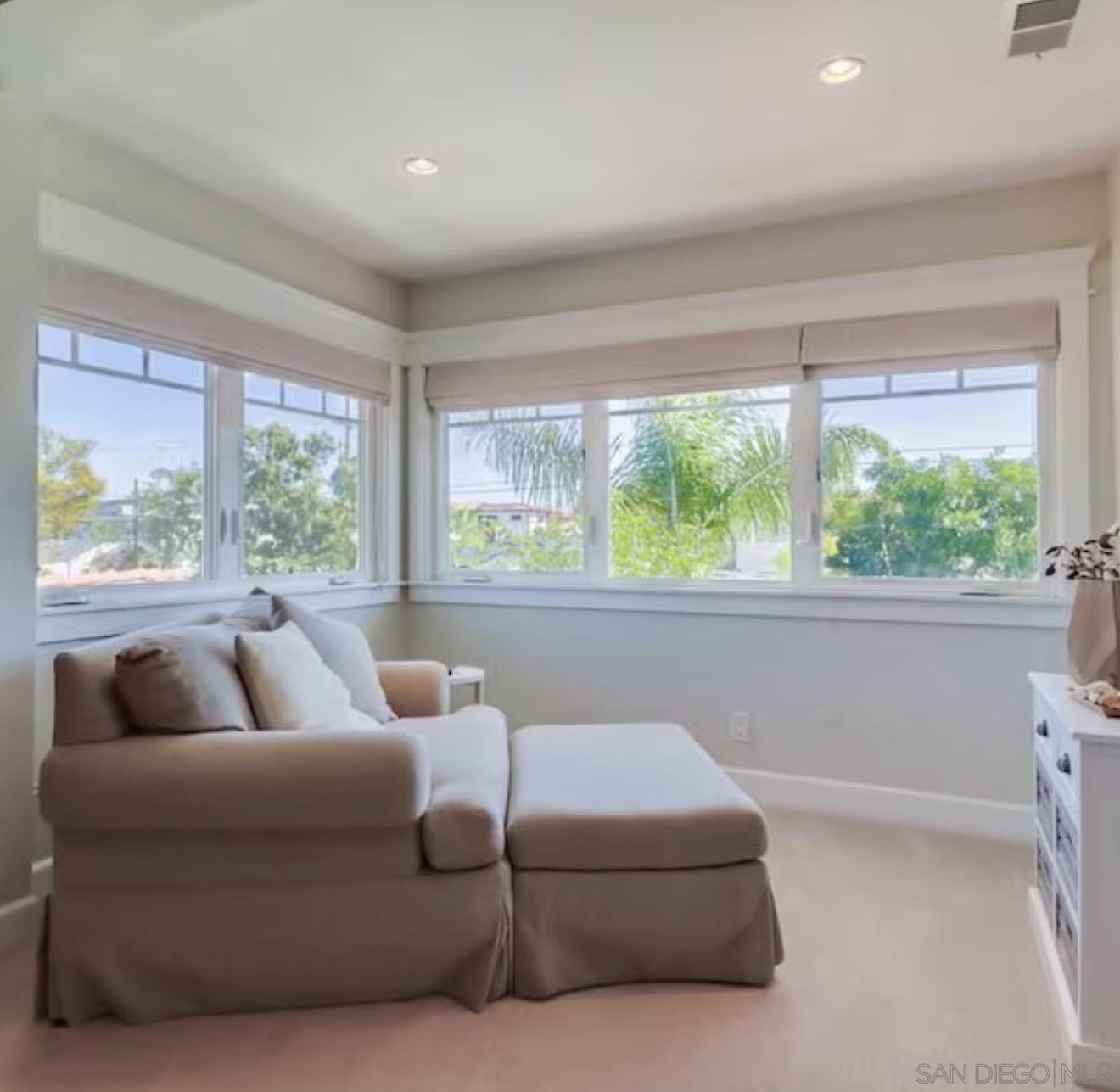 Detail Gallery Image 23 of 48 For 301  7th Street, Coronado,  CA 92118 - 4 Beds | 4 Baths