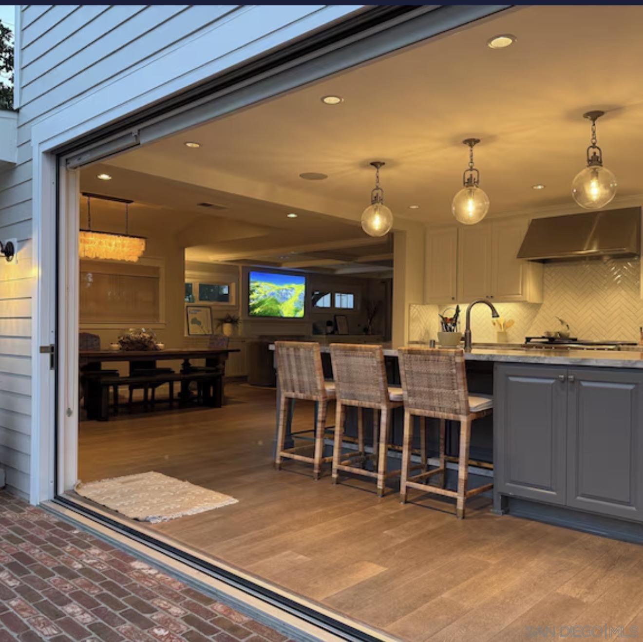 Detail Gallery Image 38 of 48 For 301  7th Street, Coronado,  CA 92118 - 4 Beds | 4 Baths