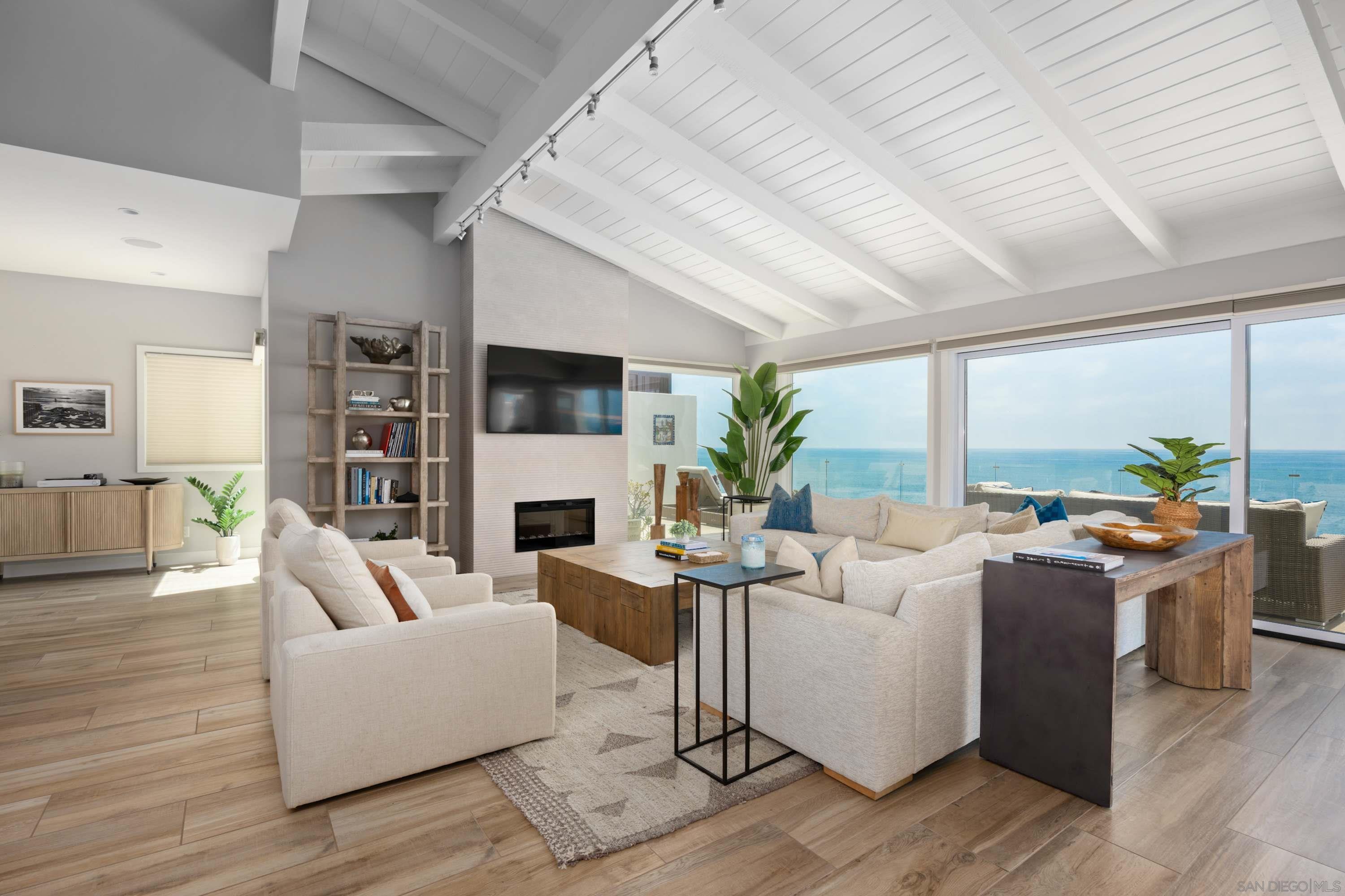 Detail Gallery Image 12 of 41 For 5570  Calumet, La Jolla,  CA 92037 - 3 Beds | 3/1 Baths