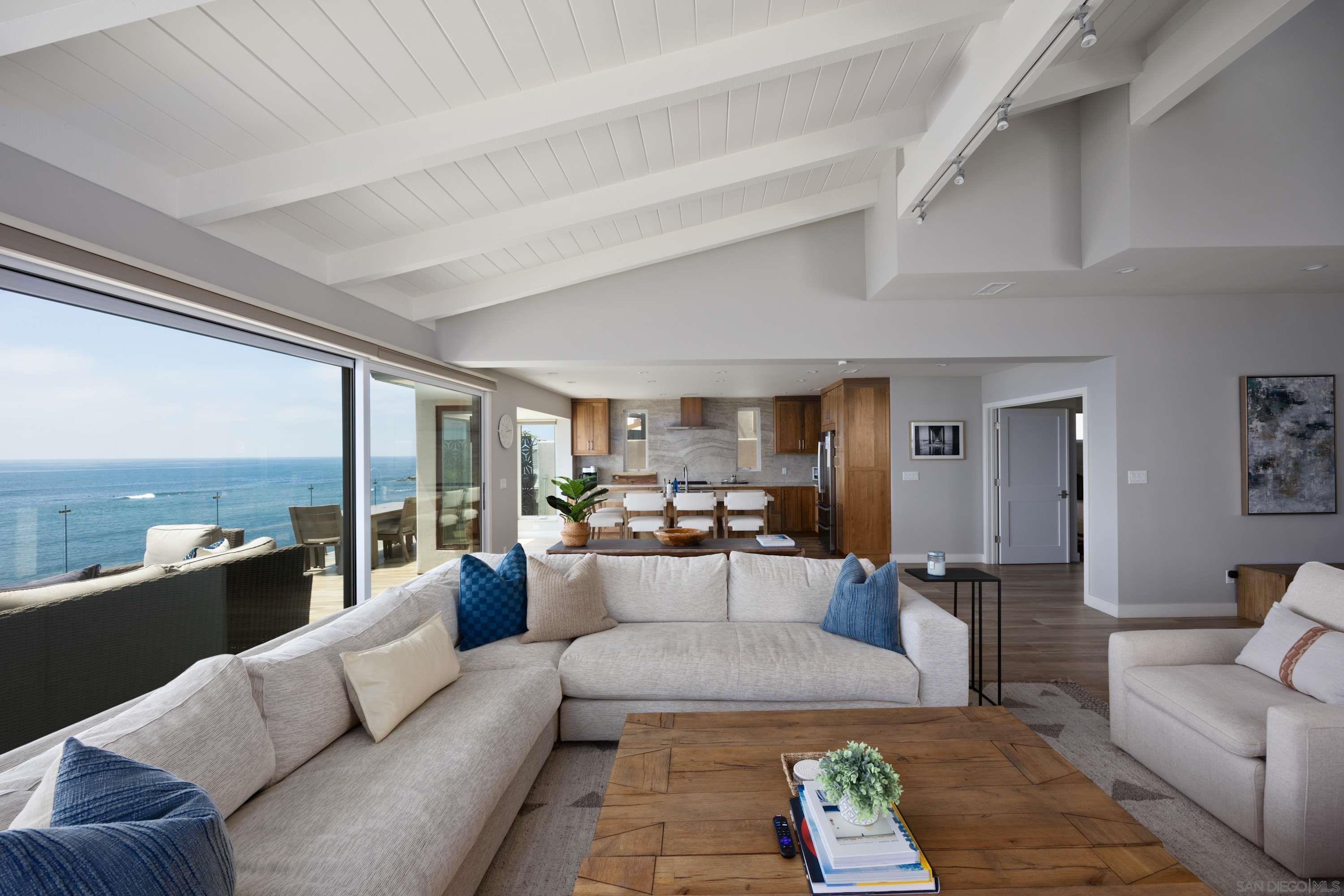 Detail Gallery Image 16 of 41 For 5570  Calumet, La Jolla,  CA 92037 - 3 Beds | 3/1 Baths