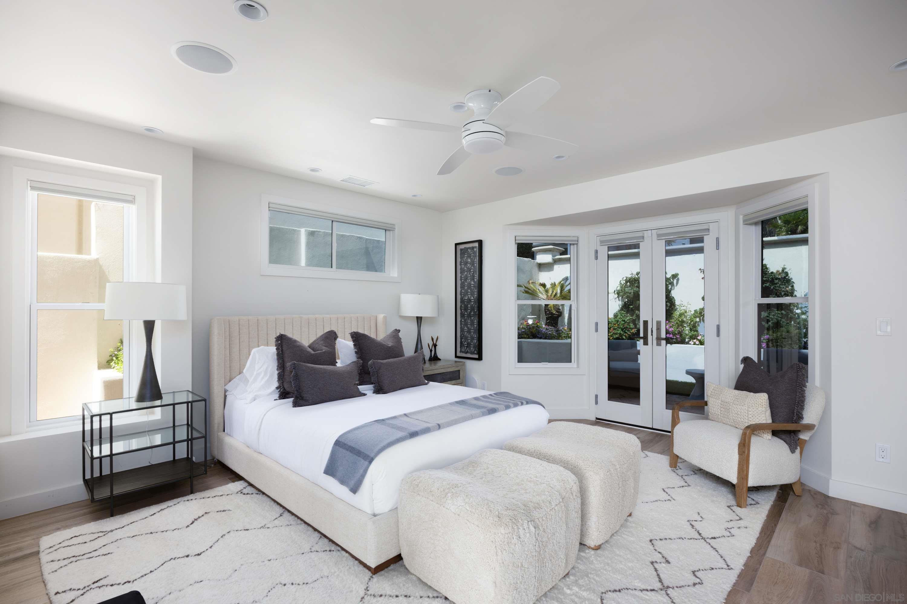 Detail Gallery Image 17 of 41 For 5570  Calumet, La Jolla,  CA 92037 - 3 Beds | 3/1 Baths