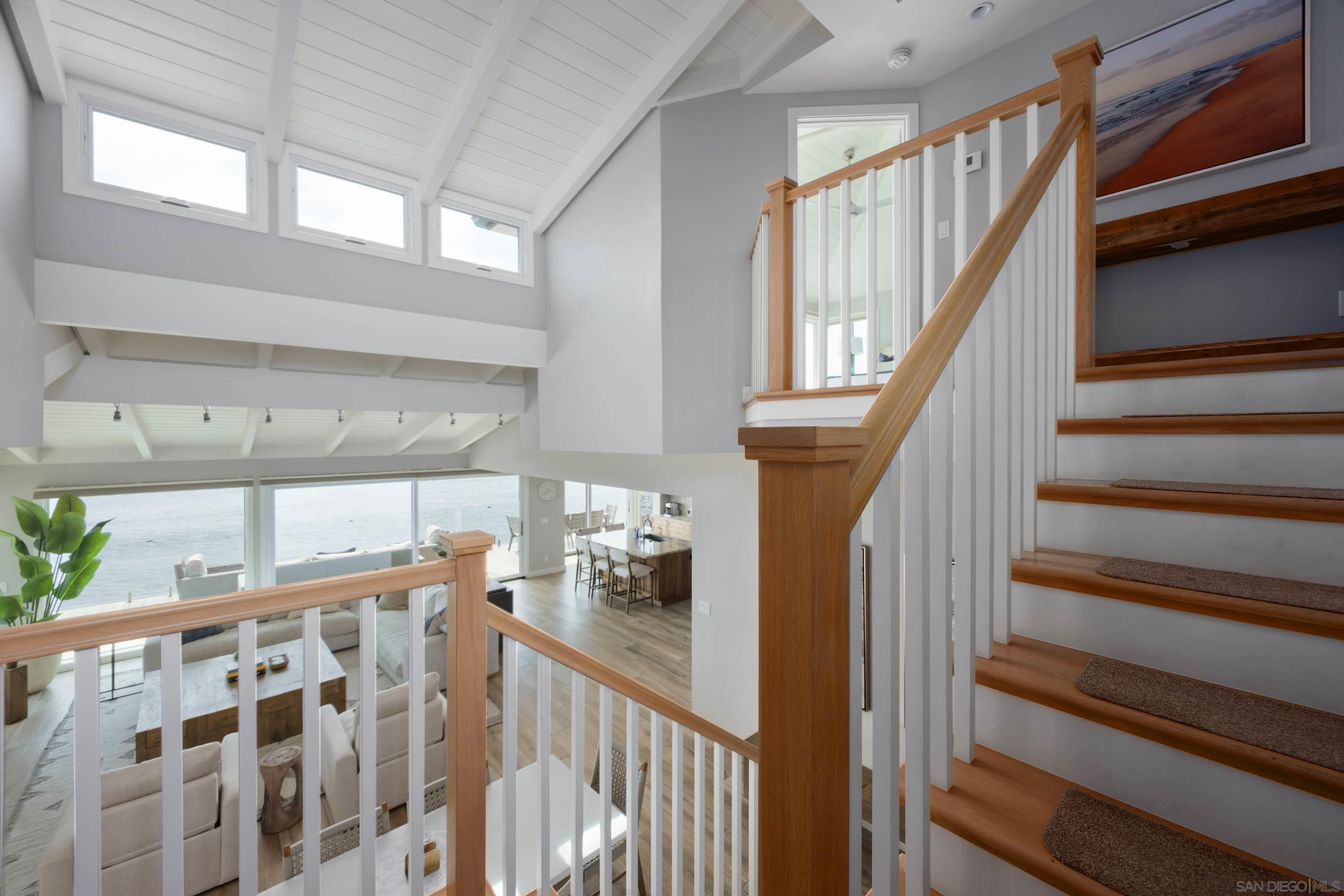 Detail Gallery Image 23 of 41 For 5570  Calumet, La Jolla,  CA 92037 - 3 Beds | 3/1 Baths