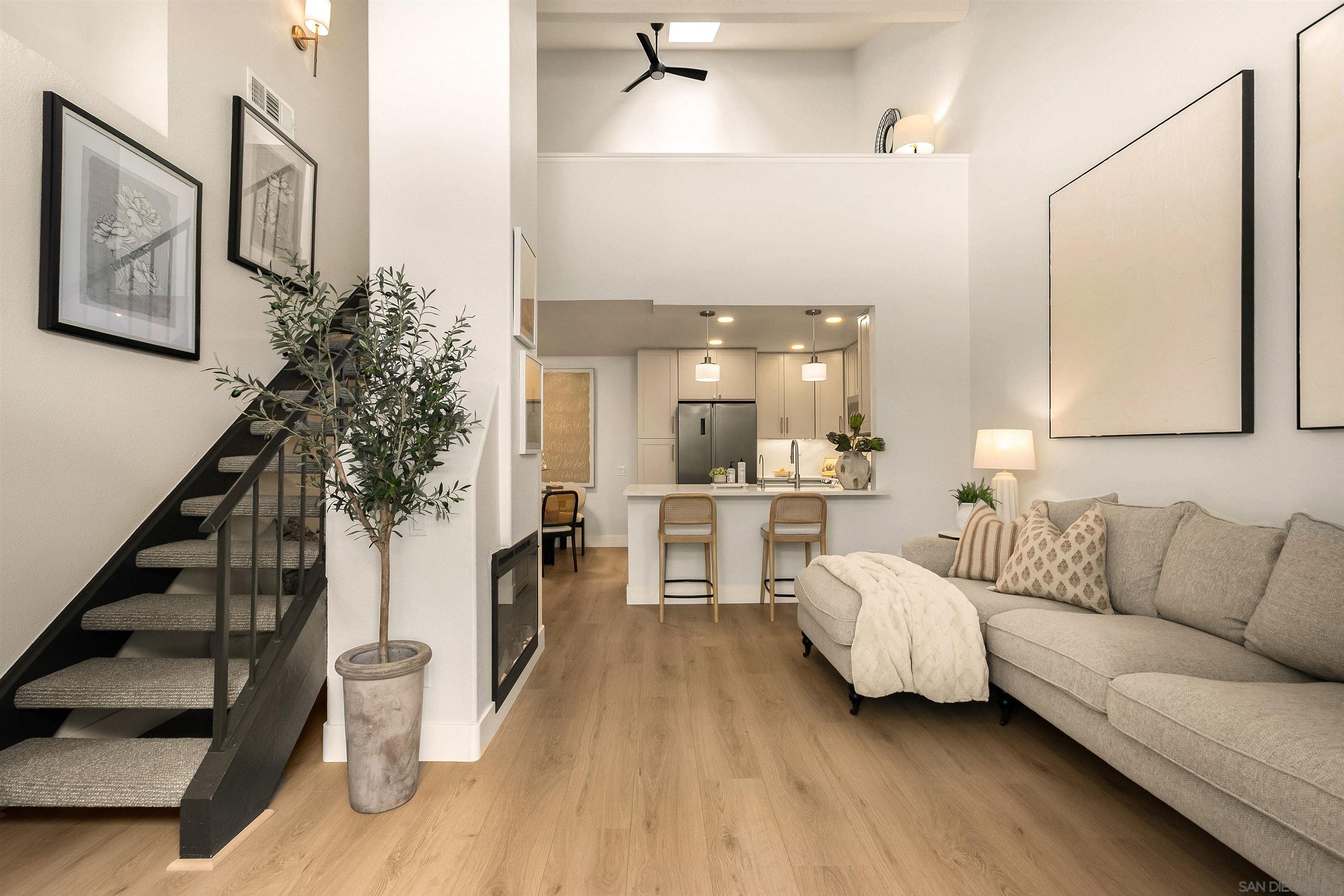 Front Image Thumbnail for SD260008182