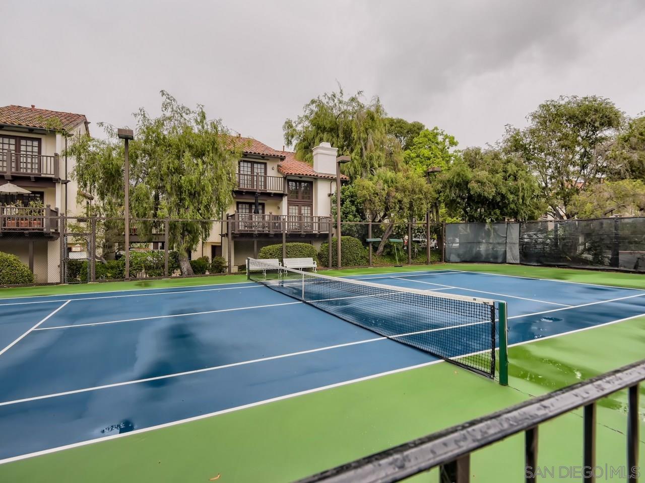 Detail Gallery Image 15 of 15 For 8694  Villa La Jolla Drive  1, La Jolla,  CA 92037 - 2 Beds | 2/1 Baths