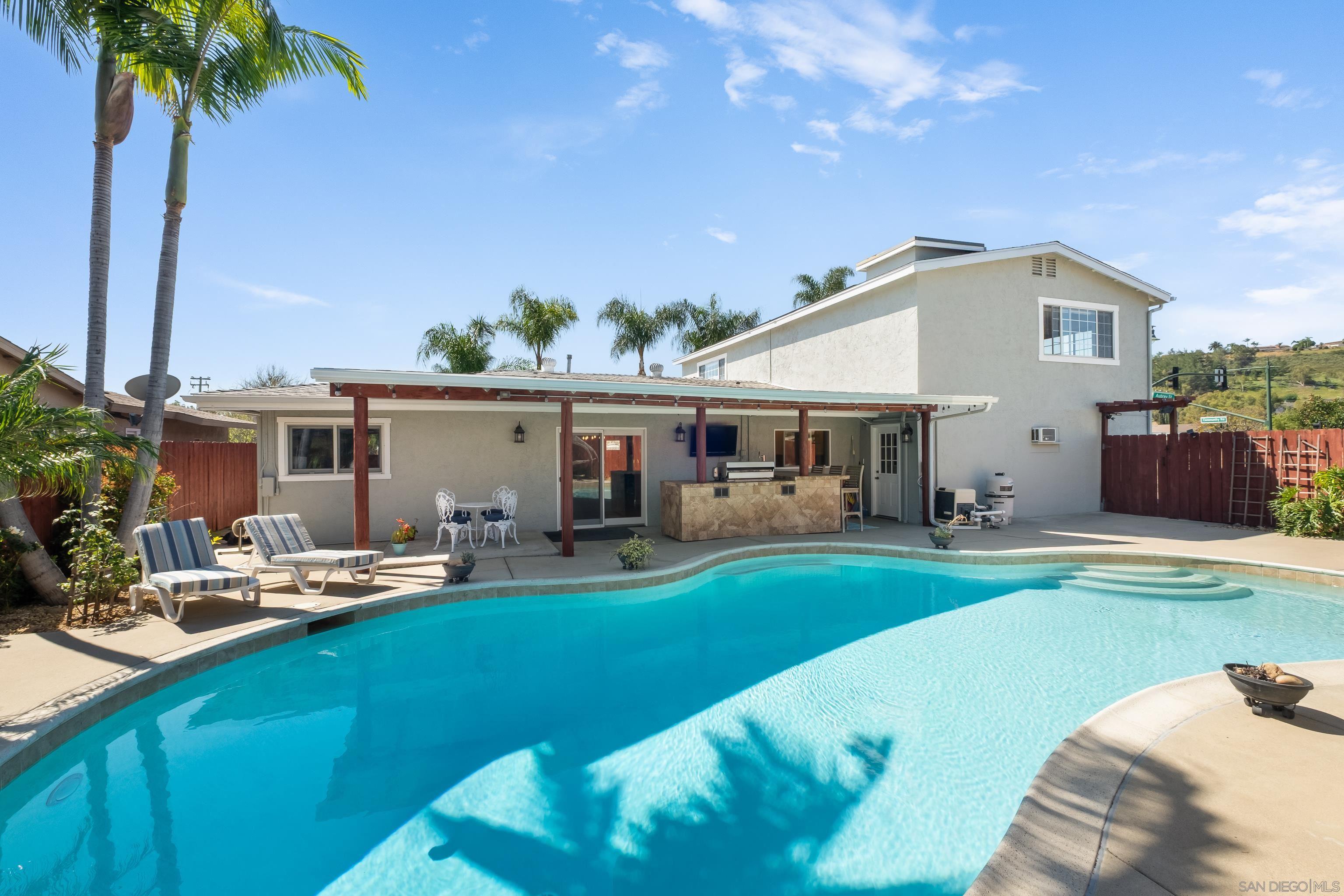 Front Image Thumbnail for SD260008223